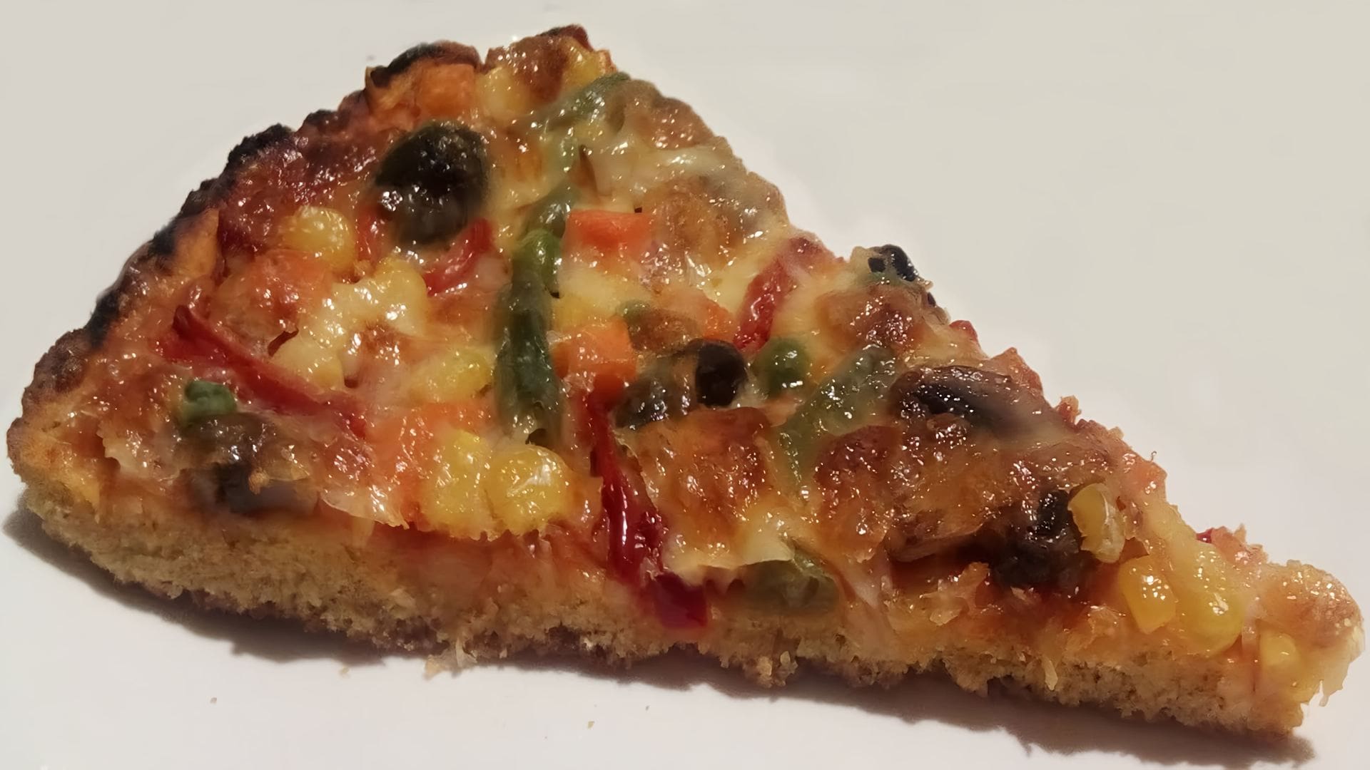 Пицца с кукурузой. Пицца на кукурузной муке. Пицца на кукурузной муке. Пицца пирог с кукурузой. Пицца на кукурузной муке.