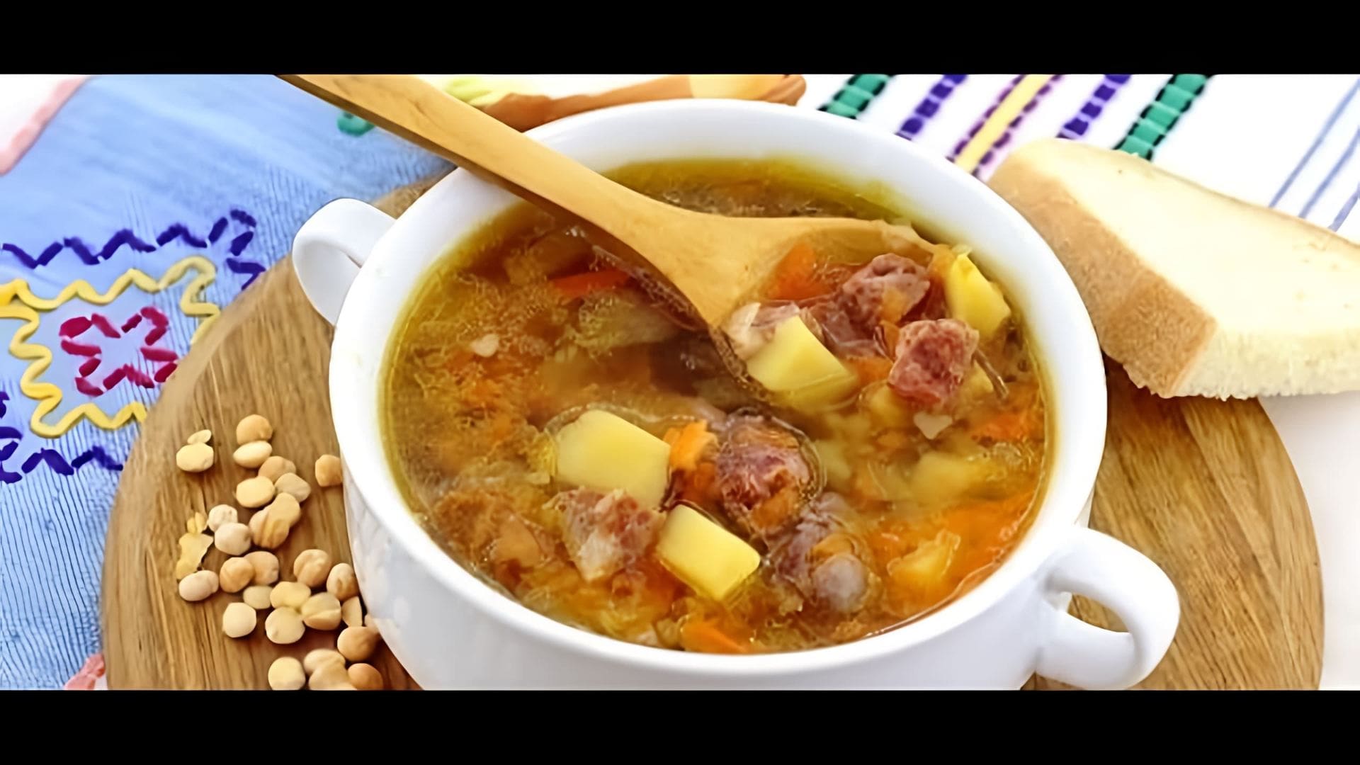 Видео рецепт горохового супа с копченым мясом