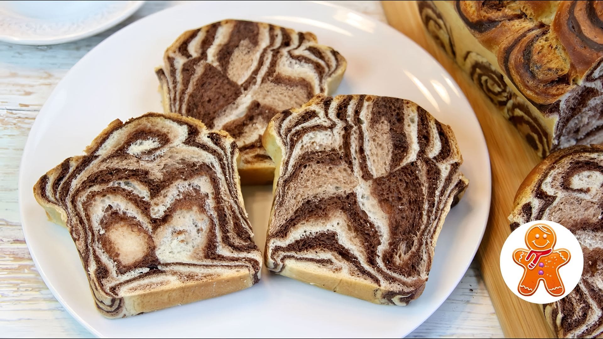 Выпечка рецепт хлебниковой. Пирог на растительном масле. Рулет со сметаной. Рогалики с кокосовой стружкой. Торты от ирины хлебниковой.