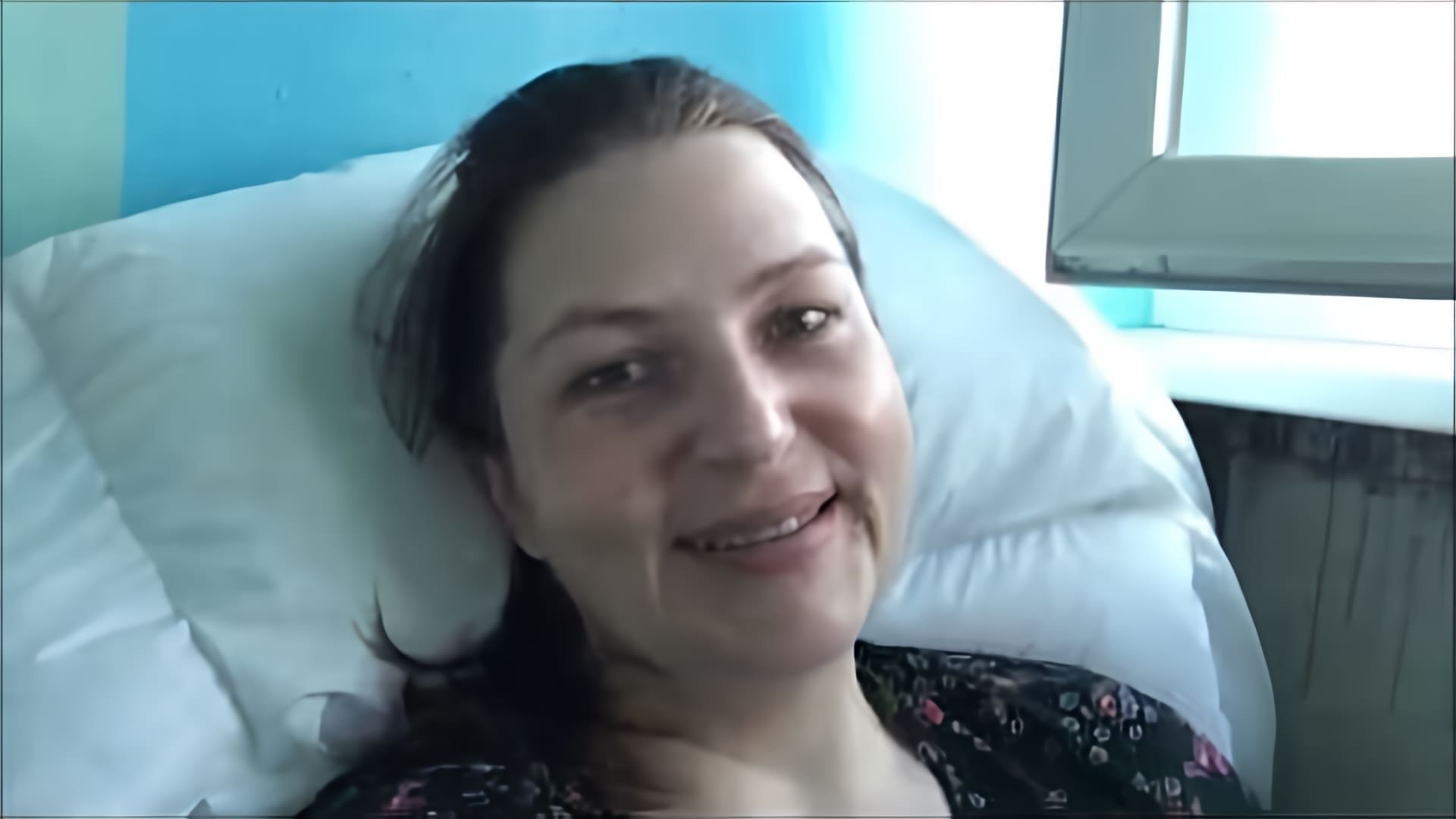 В этом видео автор делится своими мыслями о системе минус 60, которую она использовала для похудения