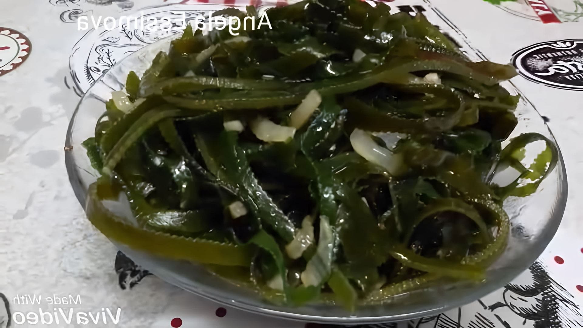 Салат из морской капусты по-корейски - это вкусное и полезное блюдо, которое можно приготовить в домашних условиях