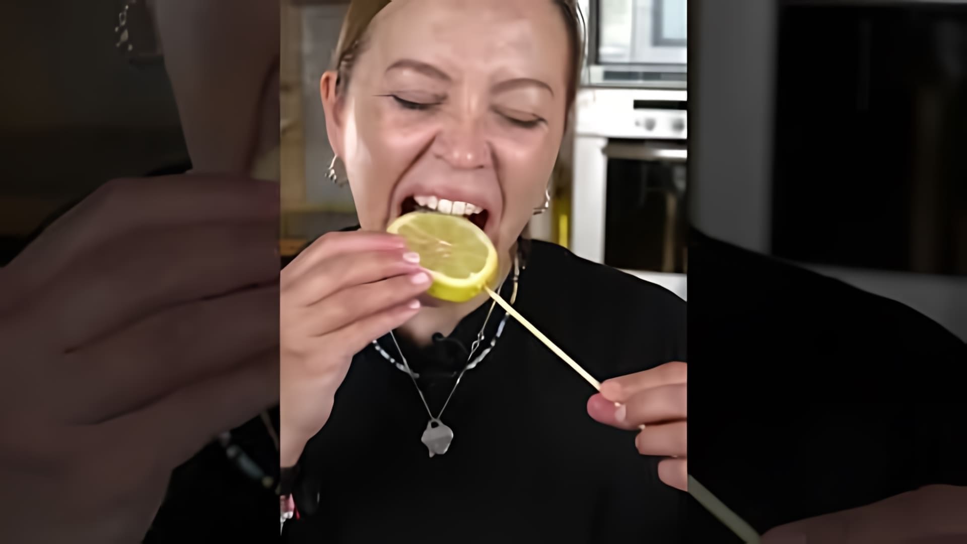 Три лимона НА СПОР! Стеклянный челлендж!

В этом видео-ролике мы увидим, как люди бросают три лимона на стеклянную поверхность и пытаются их разбить