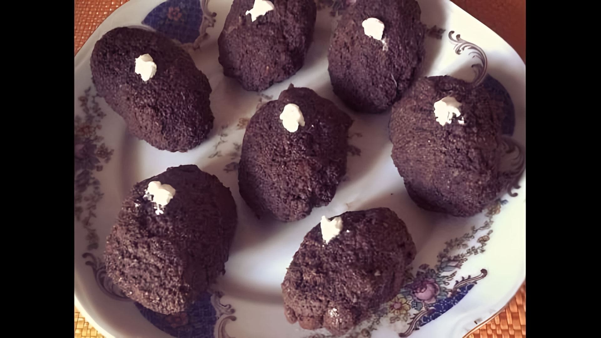 В этом видео представлен рецепт шоколадной картошки по Дюкану