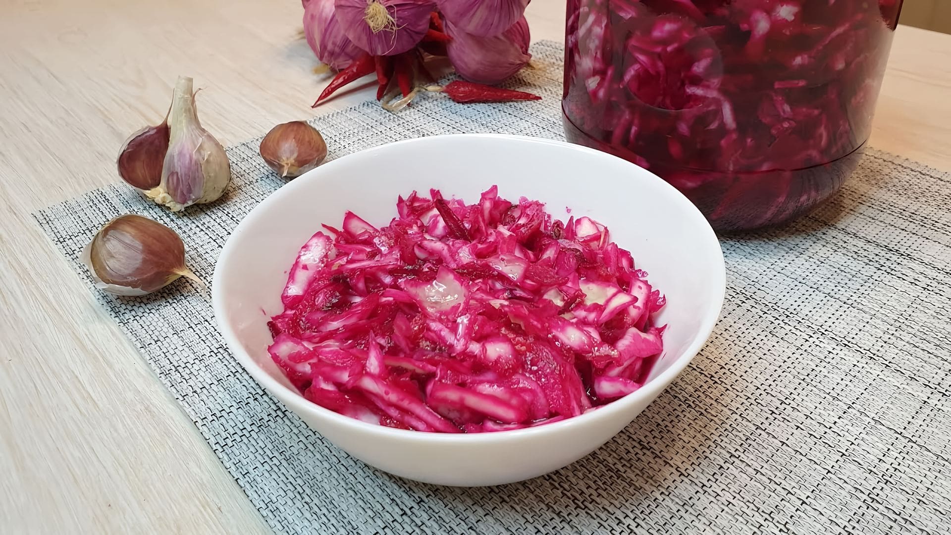 Маринованная капуста со свеклой рецепт