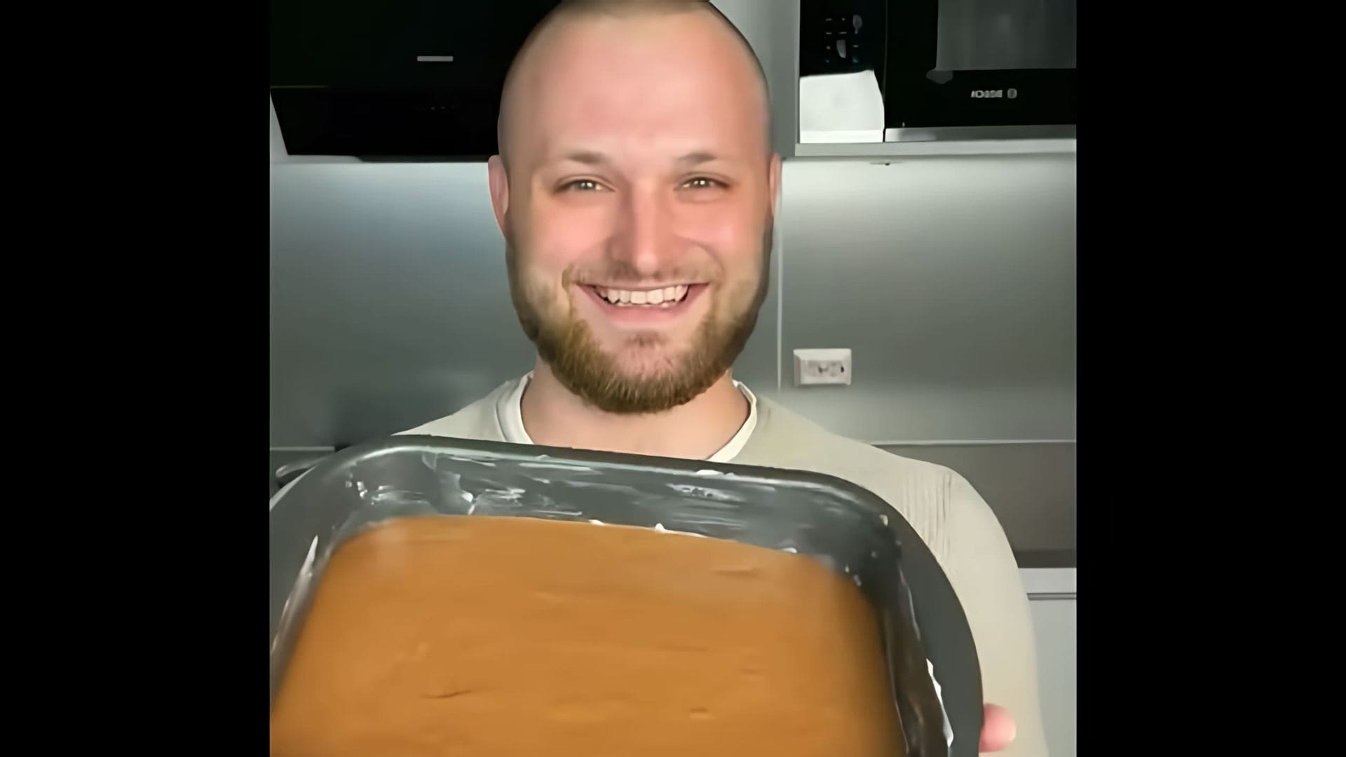 В этом видео представлен рецепт шоколадного кекса по-турецки