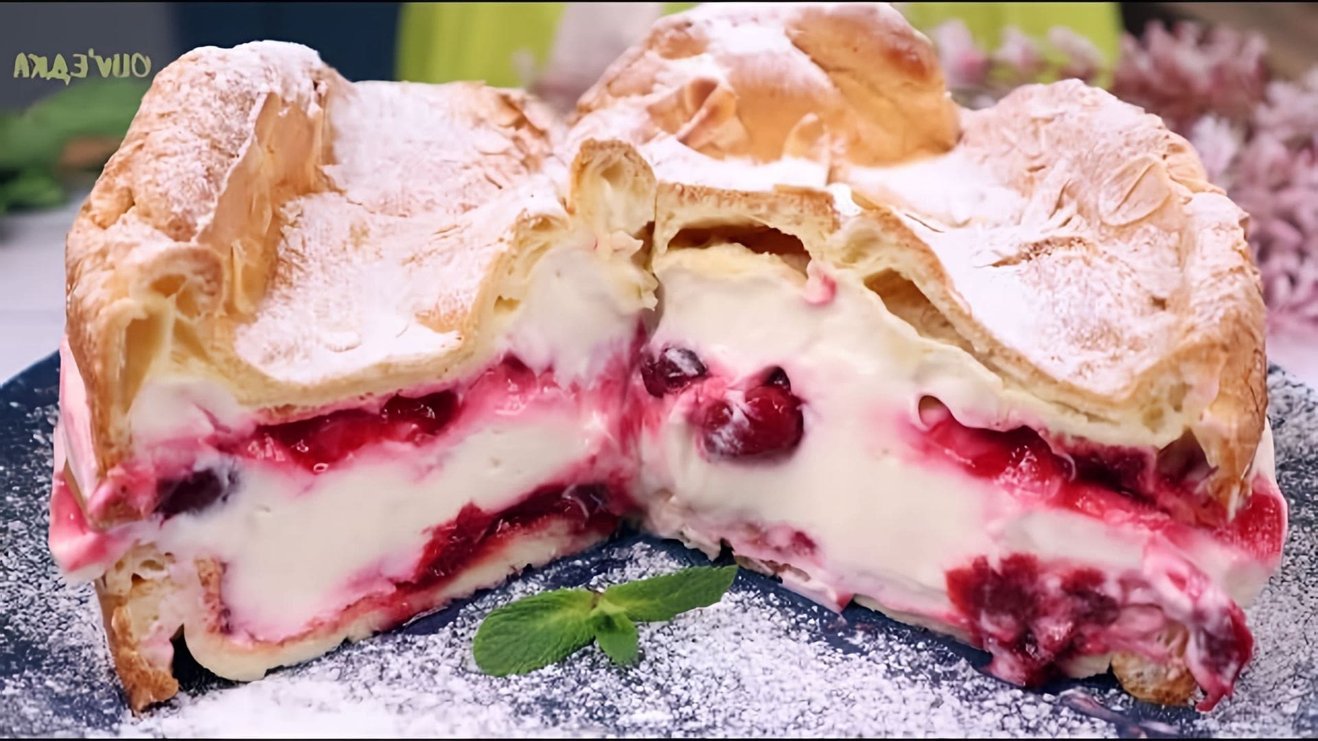 В этом видео показан рецепт торта "Карпатка"