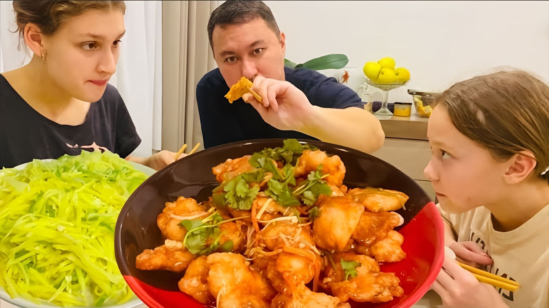В данном видео демонстрируется рецепт приготовления мяса ГаБаДжоу, которое является популярным блюдом китайской кухни
