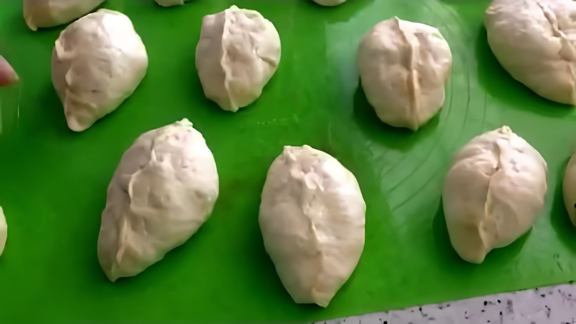 Видео как приготовить пироги из дрожжевого теста