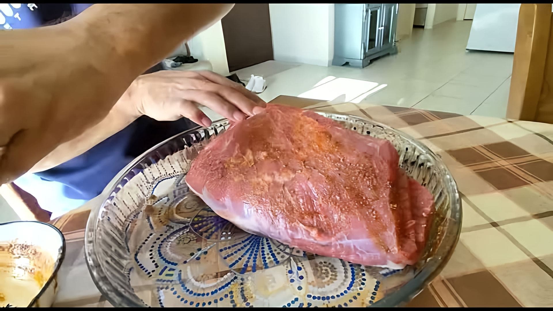 Видео: Говядина с черносливом. #готовлюсам #мясо #говядинавдуховке #еда