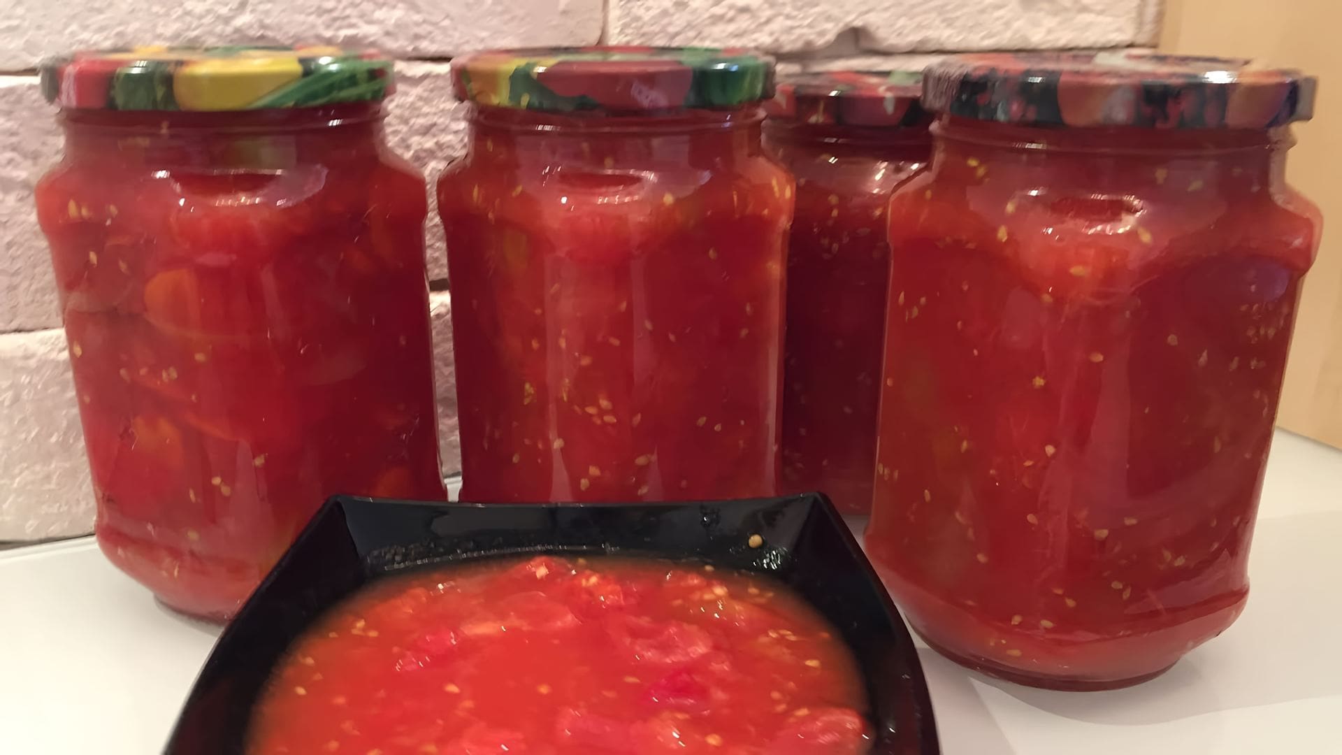 Томат на зиму из помидоров простой рецепт. Томат сушеный кусочками.