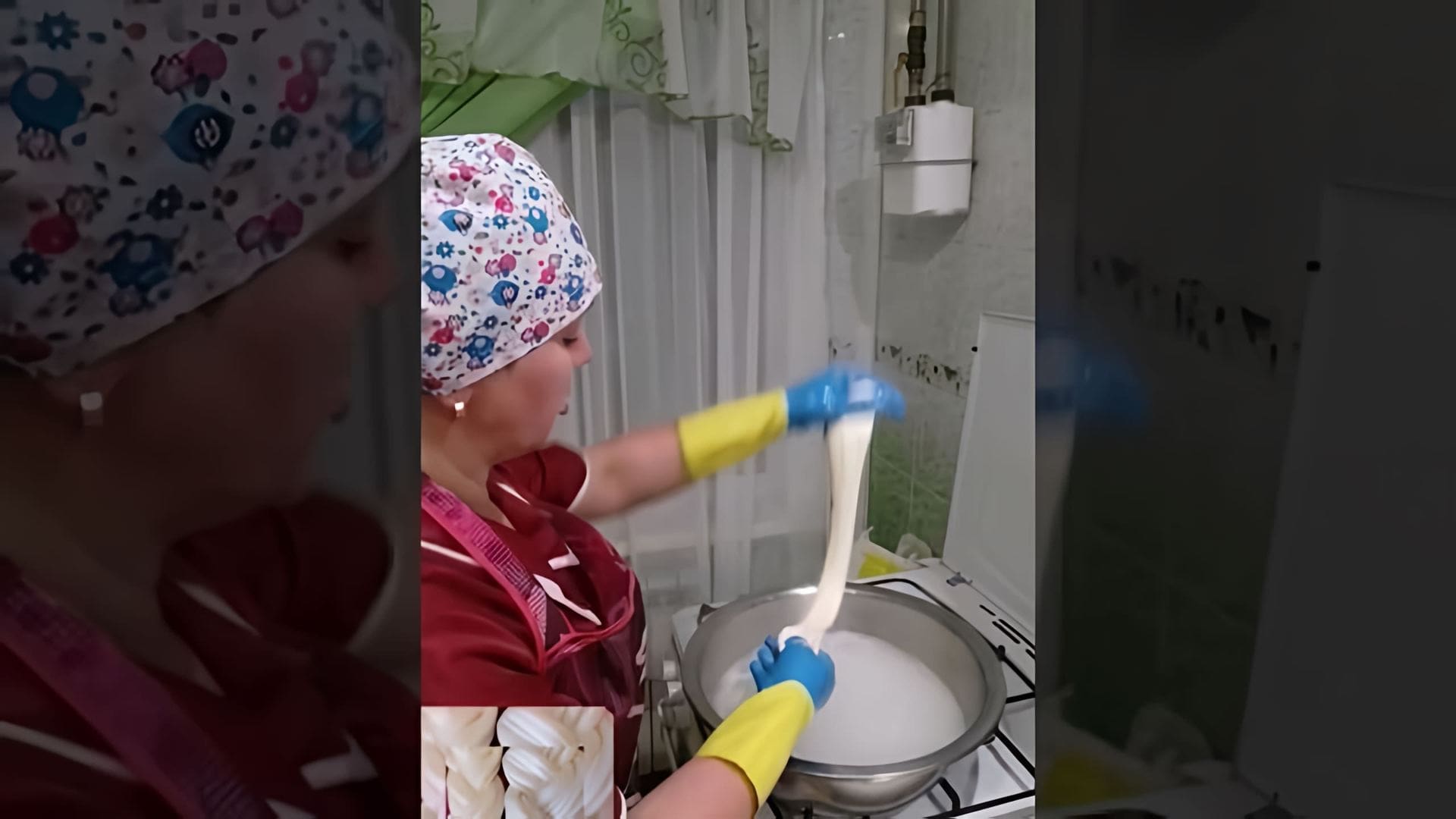 В этом видео демонстрируется процесс приготовления сыра Чечил в домашних условиях