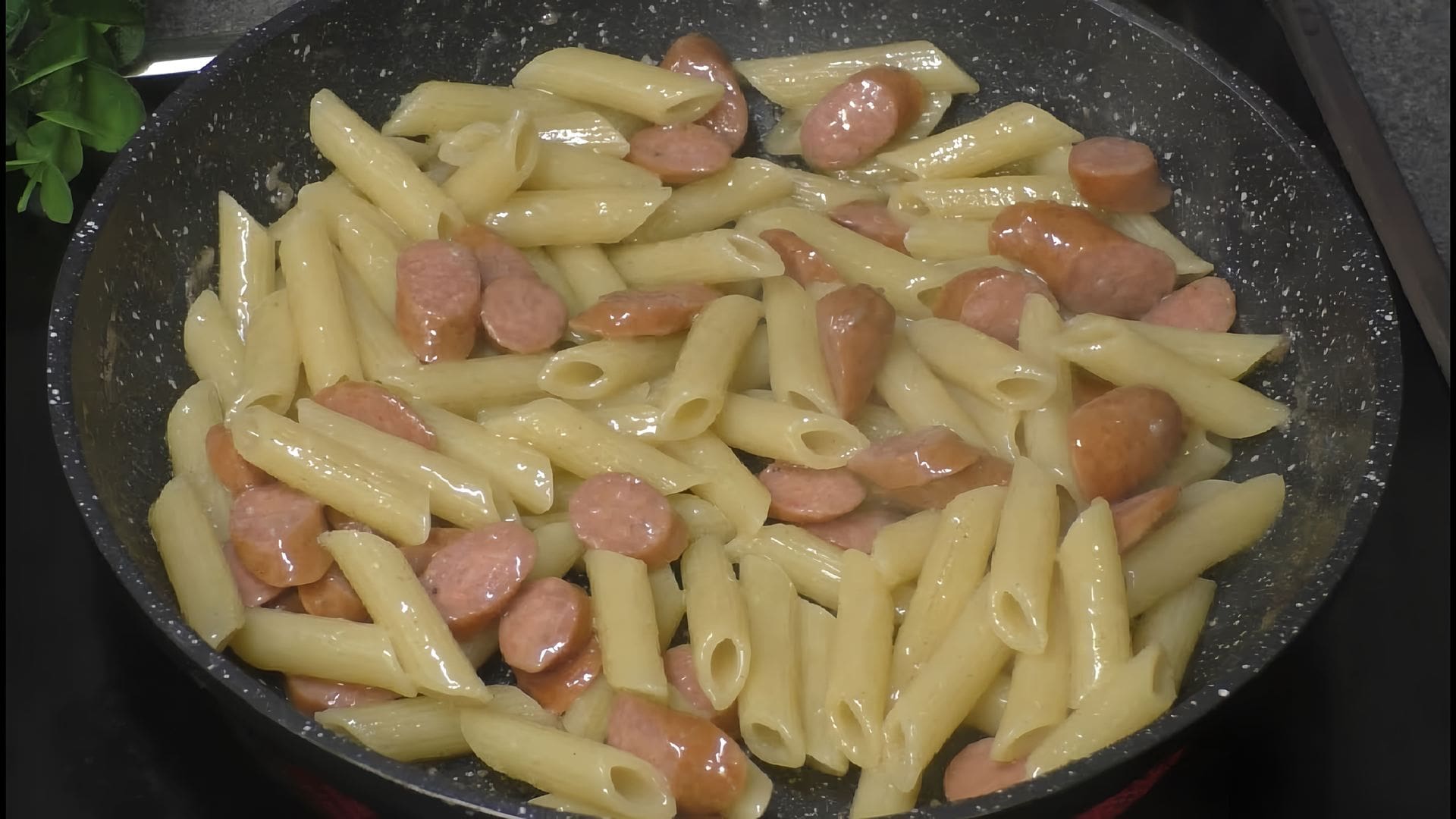 Макароны С Сыром И Колбасой Фото