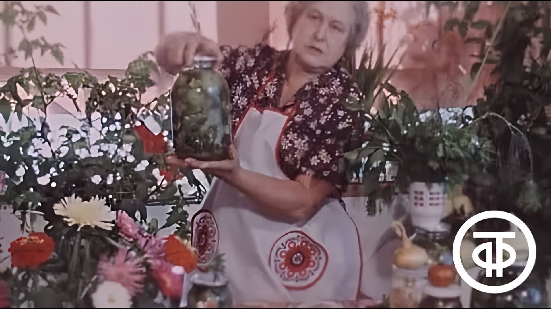 Наш сад. Удивительные рецепты из зеленых томатов. Бомбаж при консервировании ▷Подписаться на канал Советское... 