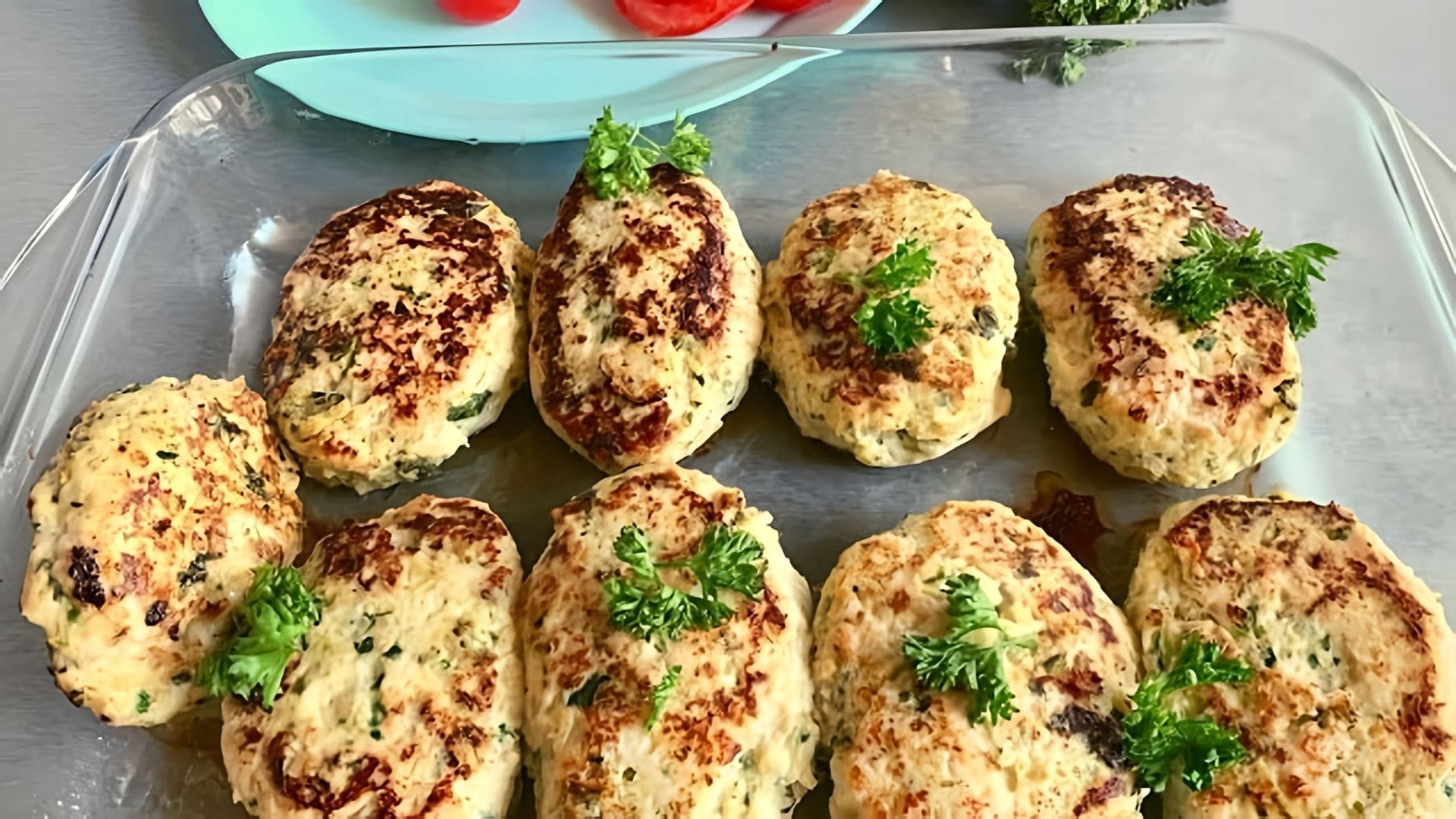 Кабачковые котлеты. Кабачковые котлеты. Котлеты из цукини. Котлеты из фарша с кабачком. Котлеты из фарша с кабачком в духовке.