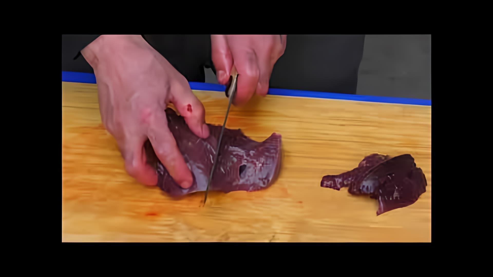 В этом видео-ролике вы увидите, как приготовить очень вкусную и сочную печень говяжью с картошкой в казане на костре