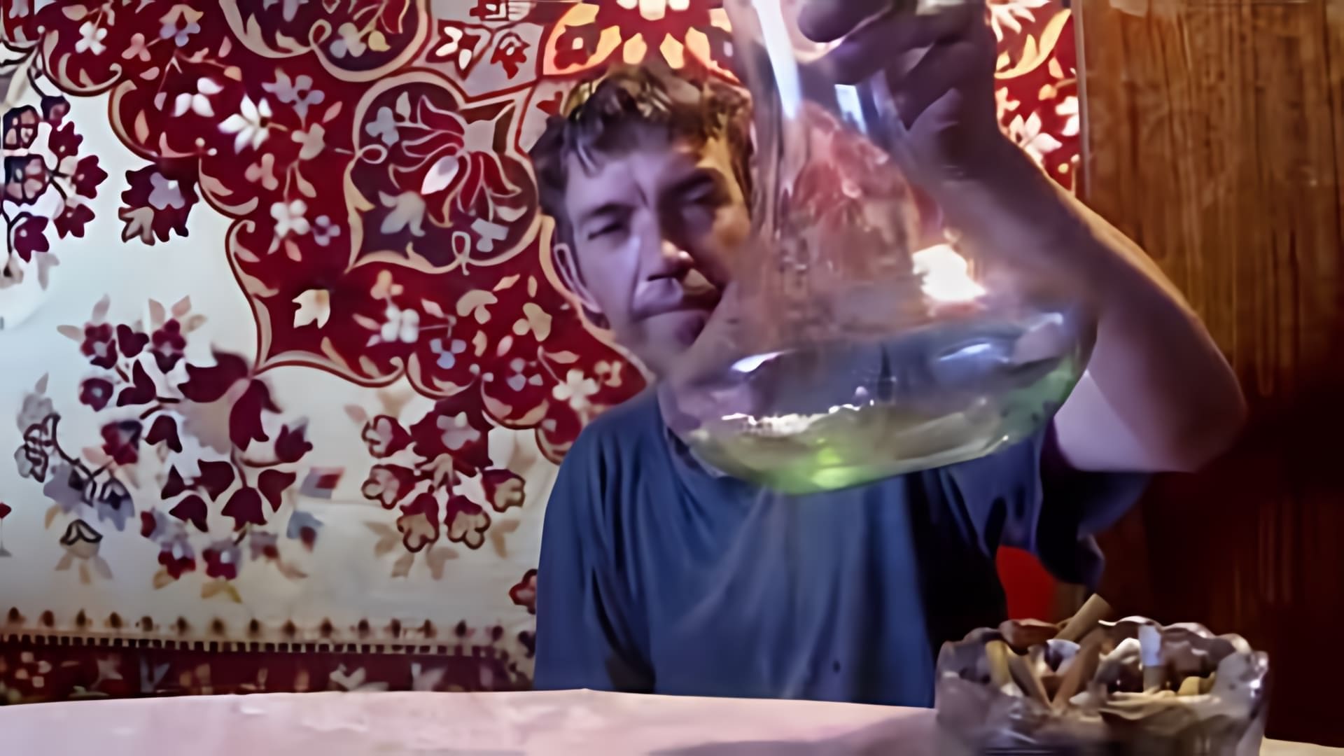 В этом видео-ролике Великий Фунфурье Денис Дыркин проводит мастер-класс по изготовлению огуречного лосьона