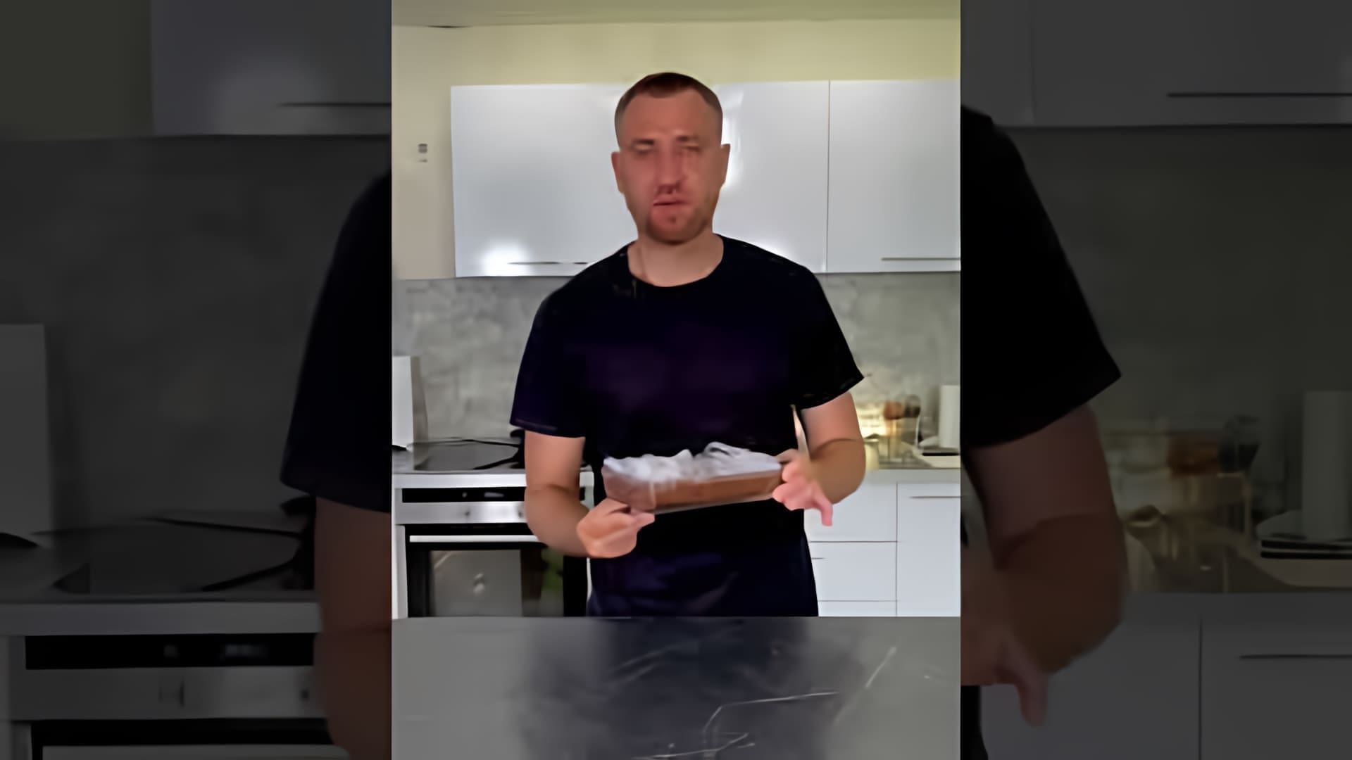 В этом видео демонстрируется рецепт десерта без сахара, который можно приготовить из трех ингредиентов