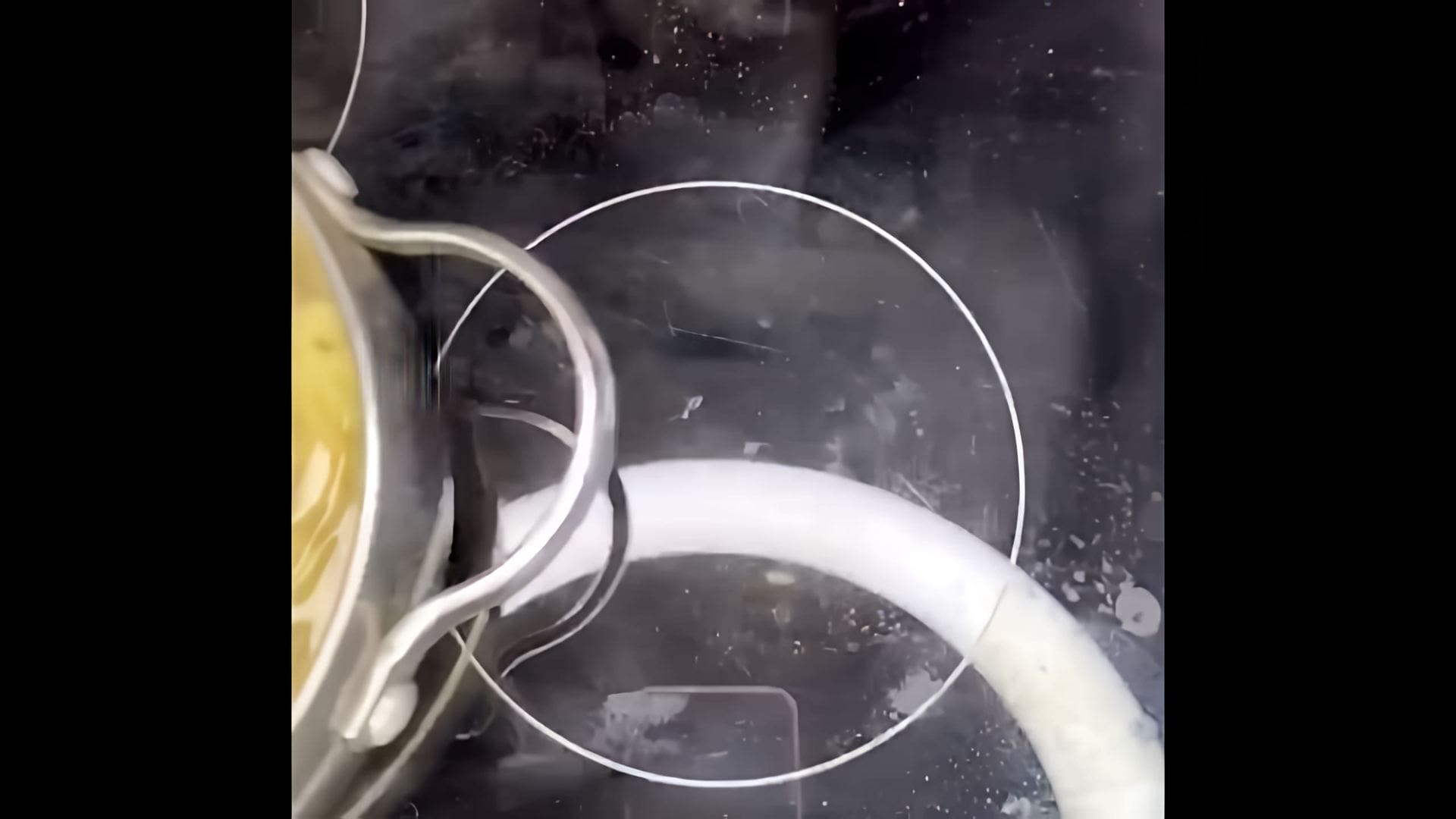 В этом видео-ролике я покажу, как приготовить вкусные чипсы из макарон