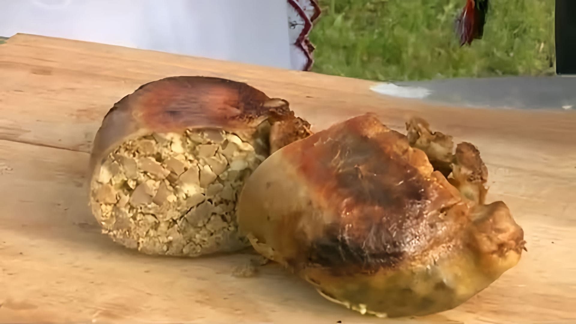 В этом видео рассказывается о чувашском блюде под названием "Ширтан", которое одновременно является и супом, и вторым блюдом