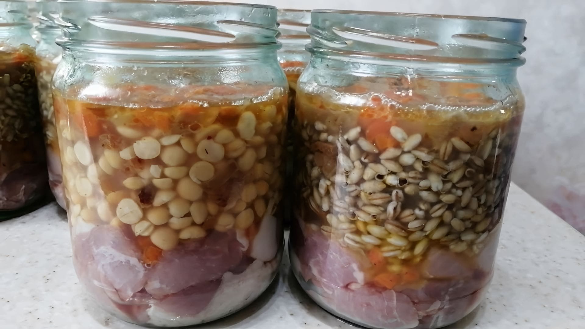 Тушёнка с перловкой в автоклаве. Крупы в банках. Гороховая каша в автоклаве. Тушенка с гречкой в автоклаве. Гороховая каша с мясом в автоклаве.