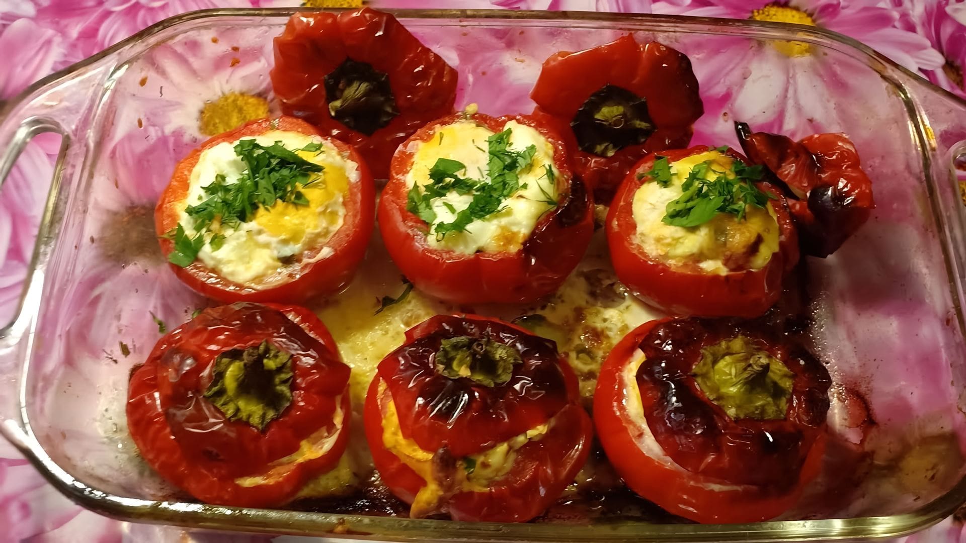 Фаршированный перец на зиму в банках с овощами