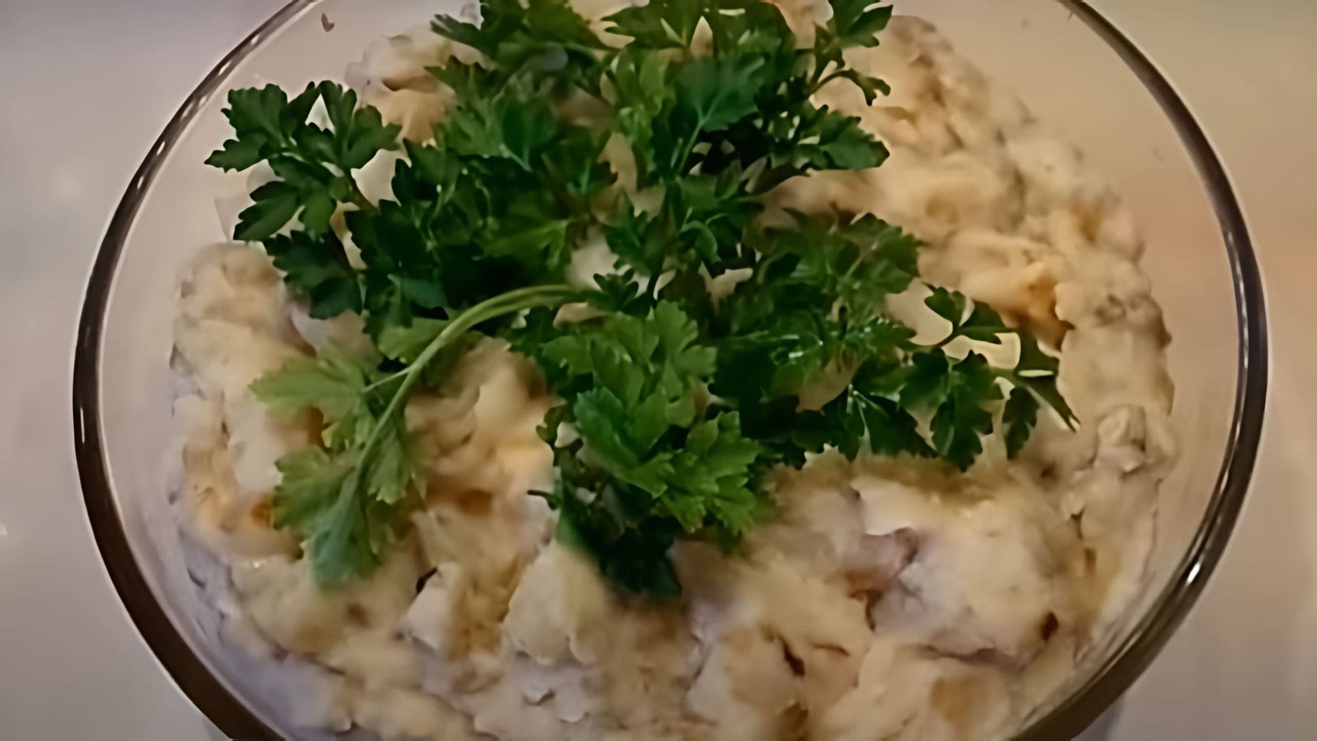 В этом видео-ролике будут представлены рецепты постных блюд, включая паштет из фасоли с шампиньонами