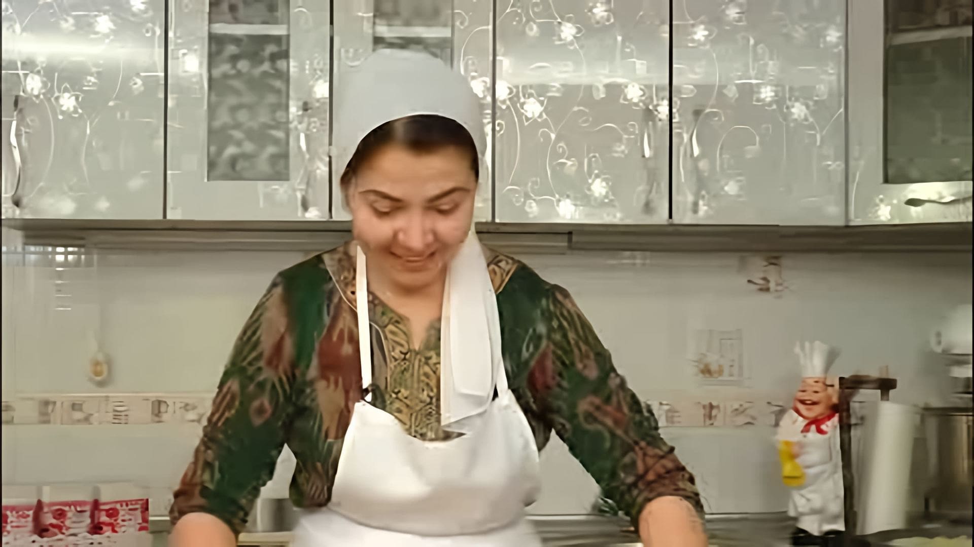 В этом видео Умида Атаметова показывает, как приготовить турецкую баклаву