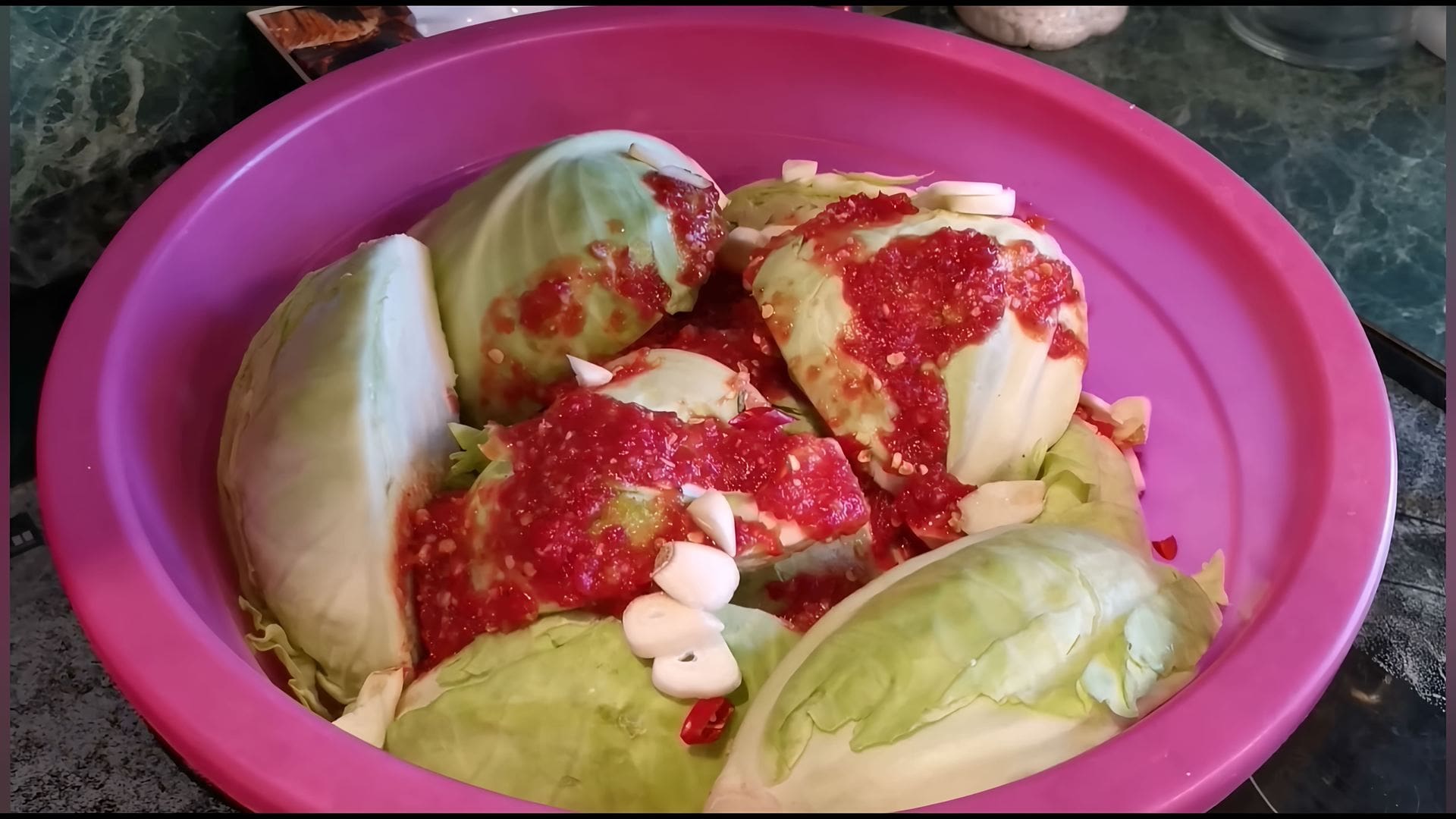 Капуста острая кусочками