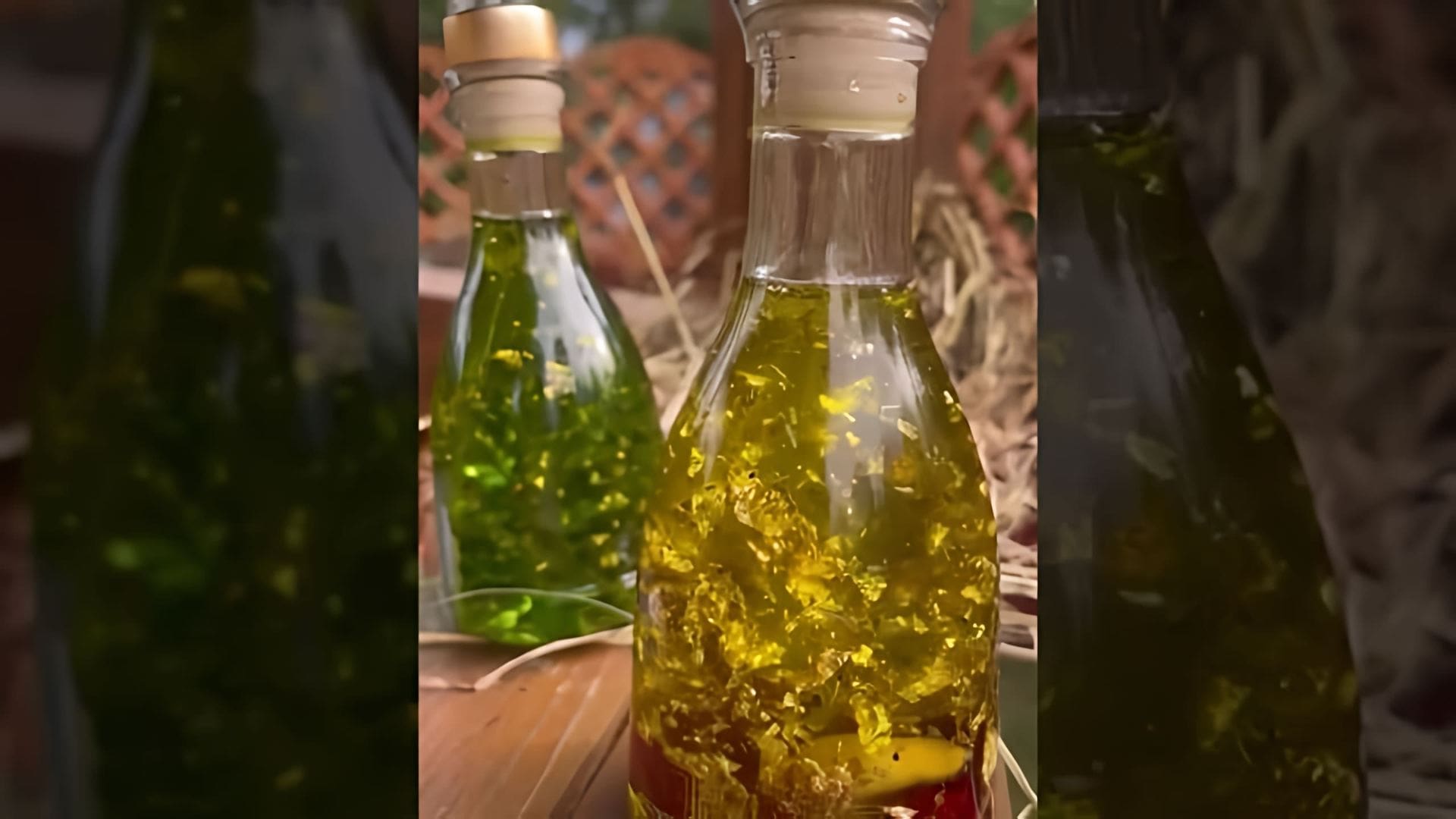 В этом видео-ролике рассказывается о новом продукте - оливковом масле с золотом, прованскими травами, вяленым томатом и чесноком