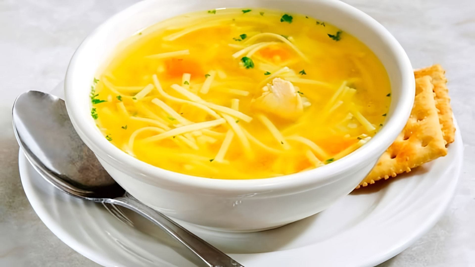 Видео рецепт куриного супа с секретным ингредиентом