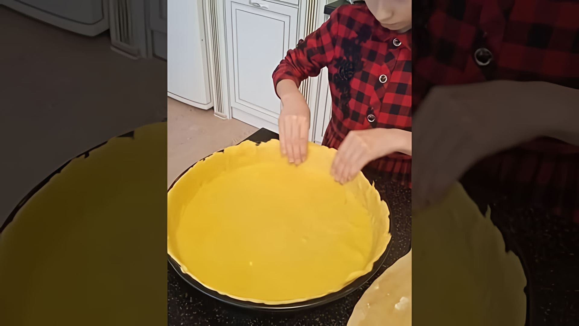 В этом видео-ролике будет представлен рецепт приготовления торта "Мишка на севере"