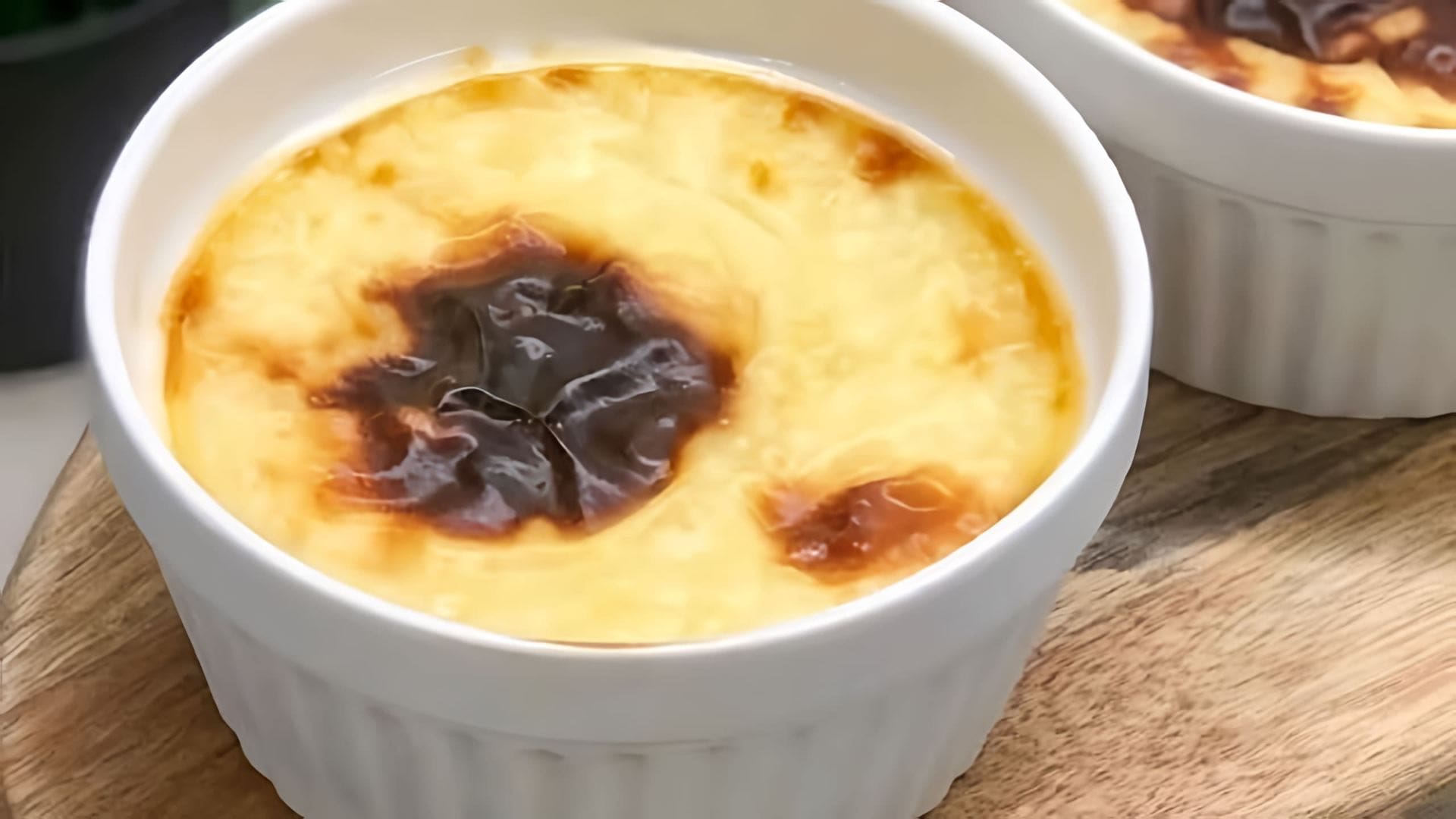 В этом видео-ролике рассказывается о турецком десерте под названием "Сютлач", который готовится из риса