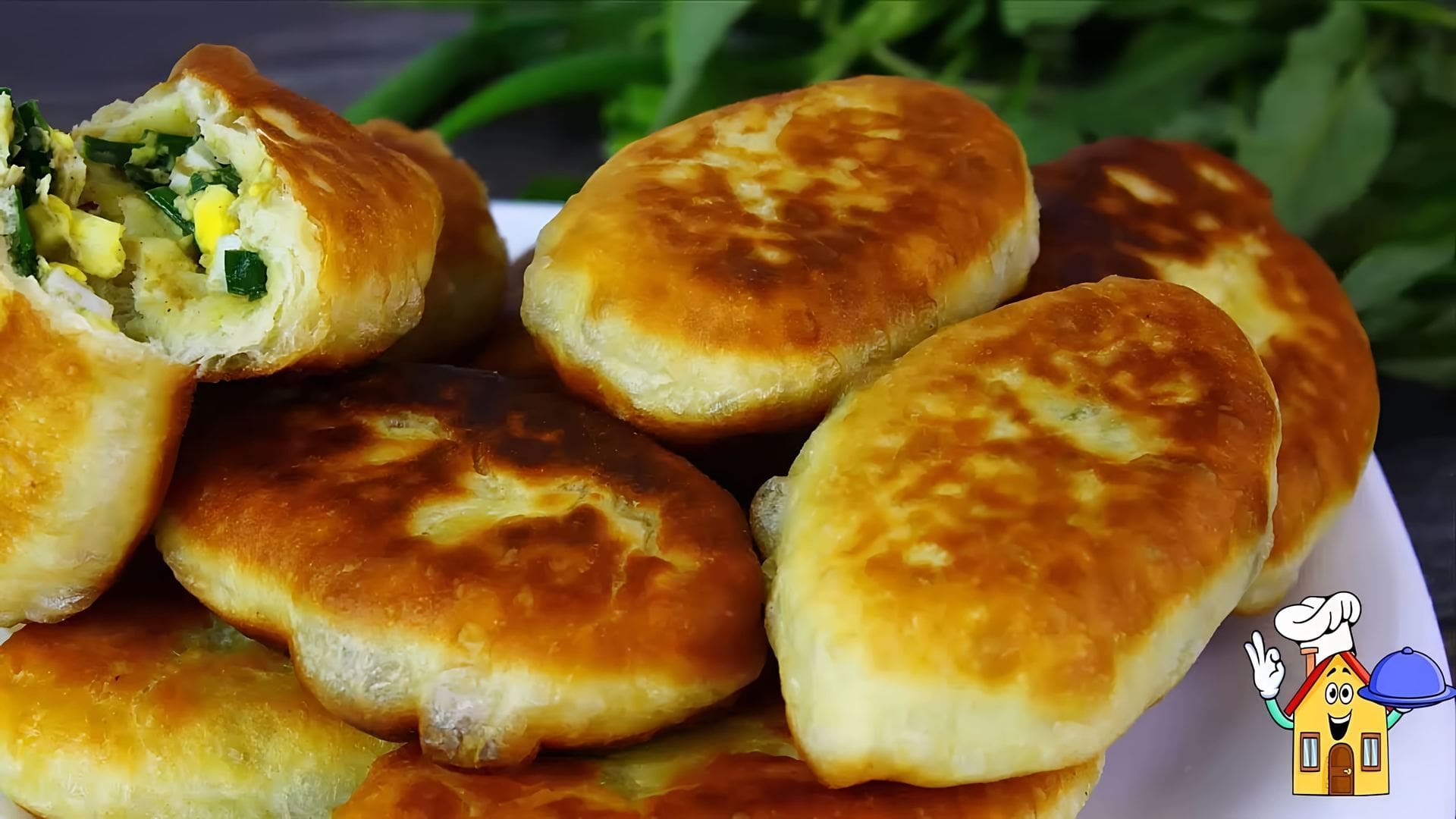 Тесто на пироги с луком и яйцом. Пирожки жареные с яйцом и зел.луком. Пирожки на кефире. Пироги с луком и яйцом. Пирожки с яйцом и зеленым луком.