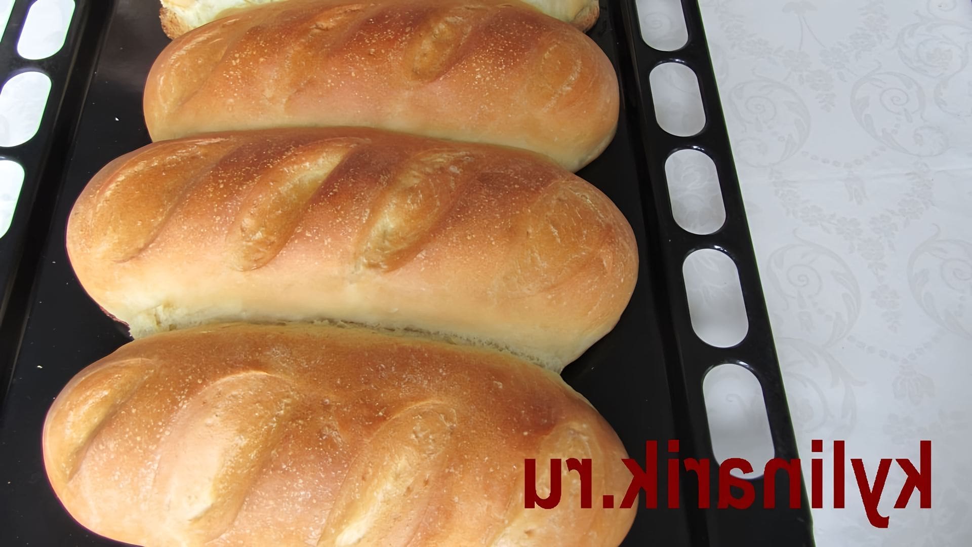 Мини батон. Домашний пирог из батона. Домашняя выпечка батоны. Домашняя выпечка батоны. Мои батоны.