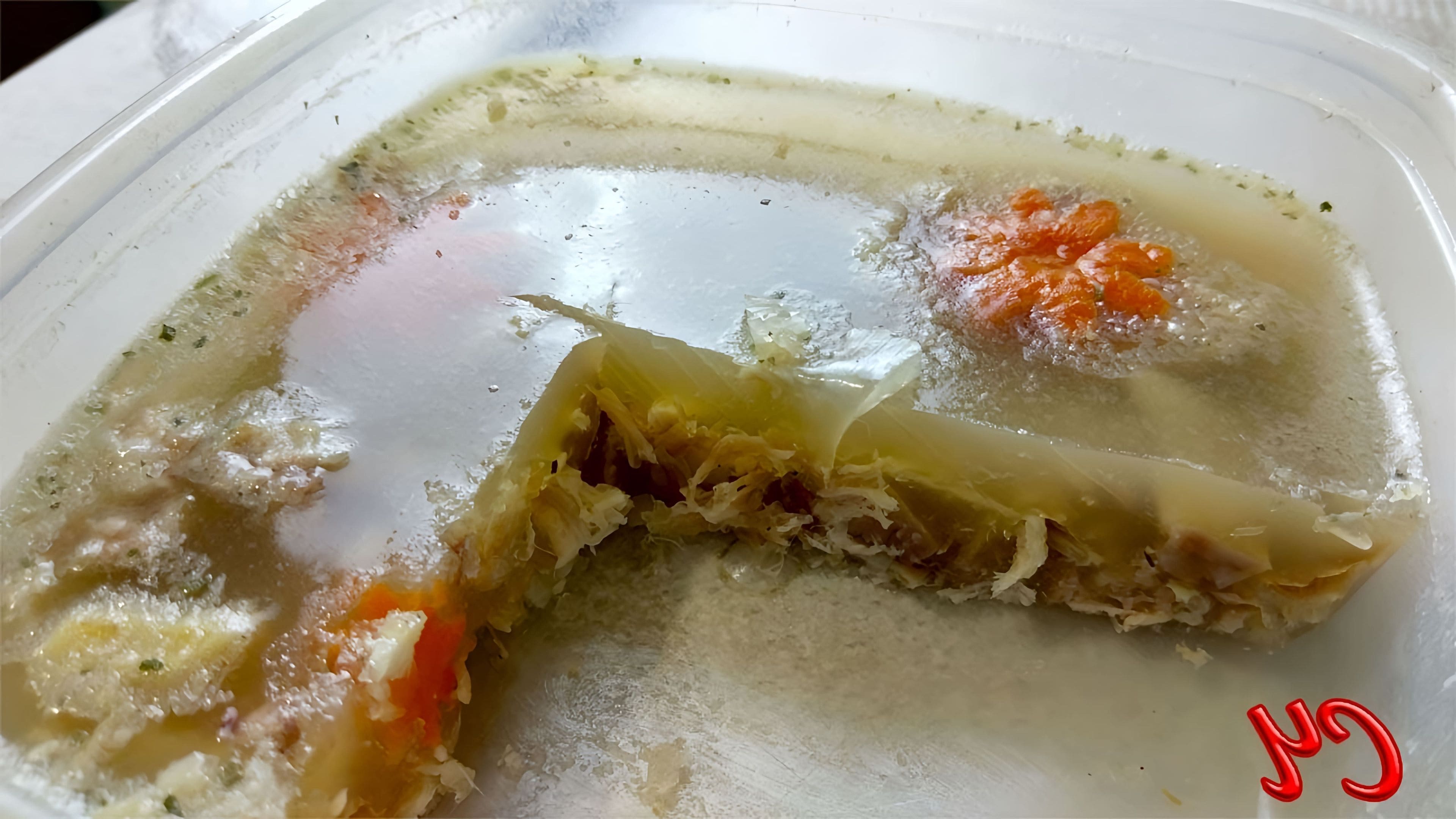Холодец рецепт из свиной ножки с желатином. Приготовление вкусного холодца. Холодец из картофеля. Холодец прозрачный как слеза.