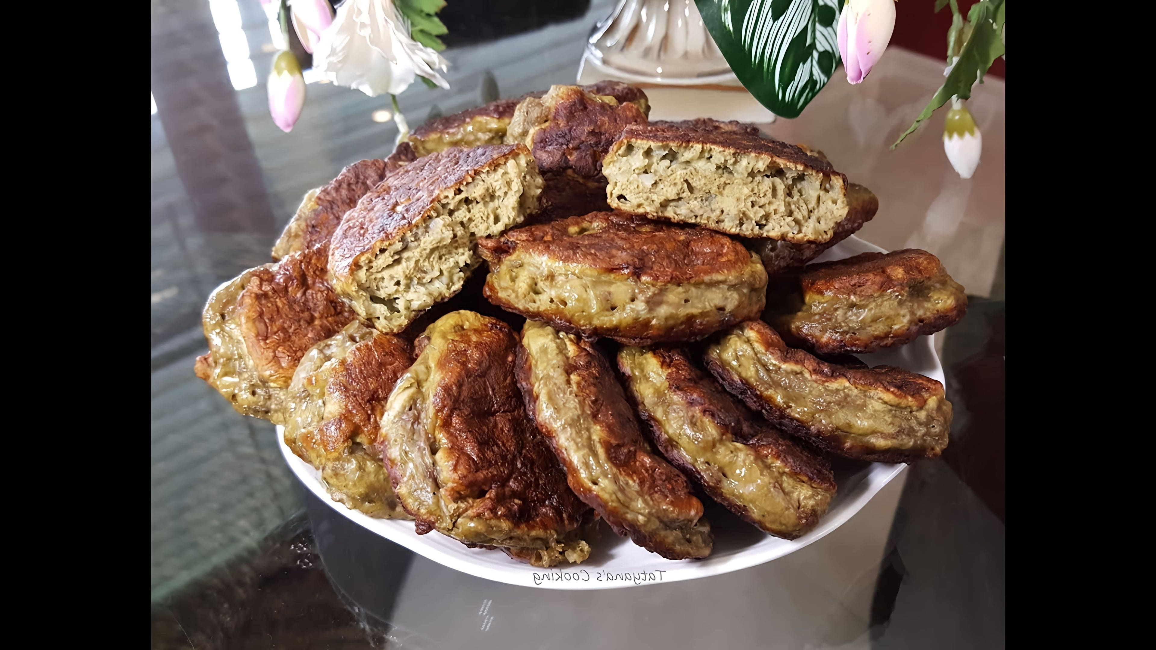 Печеночный котлеты пышные рецепт. Печеночные котлеты. Печеночный котлеты пышные рецепт. Котлеты из куриной печени. Котлеты из печени говяжьей.