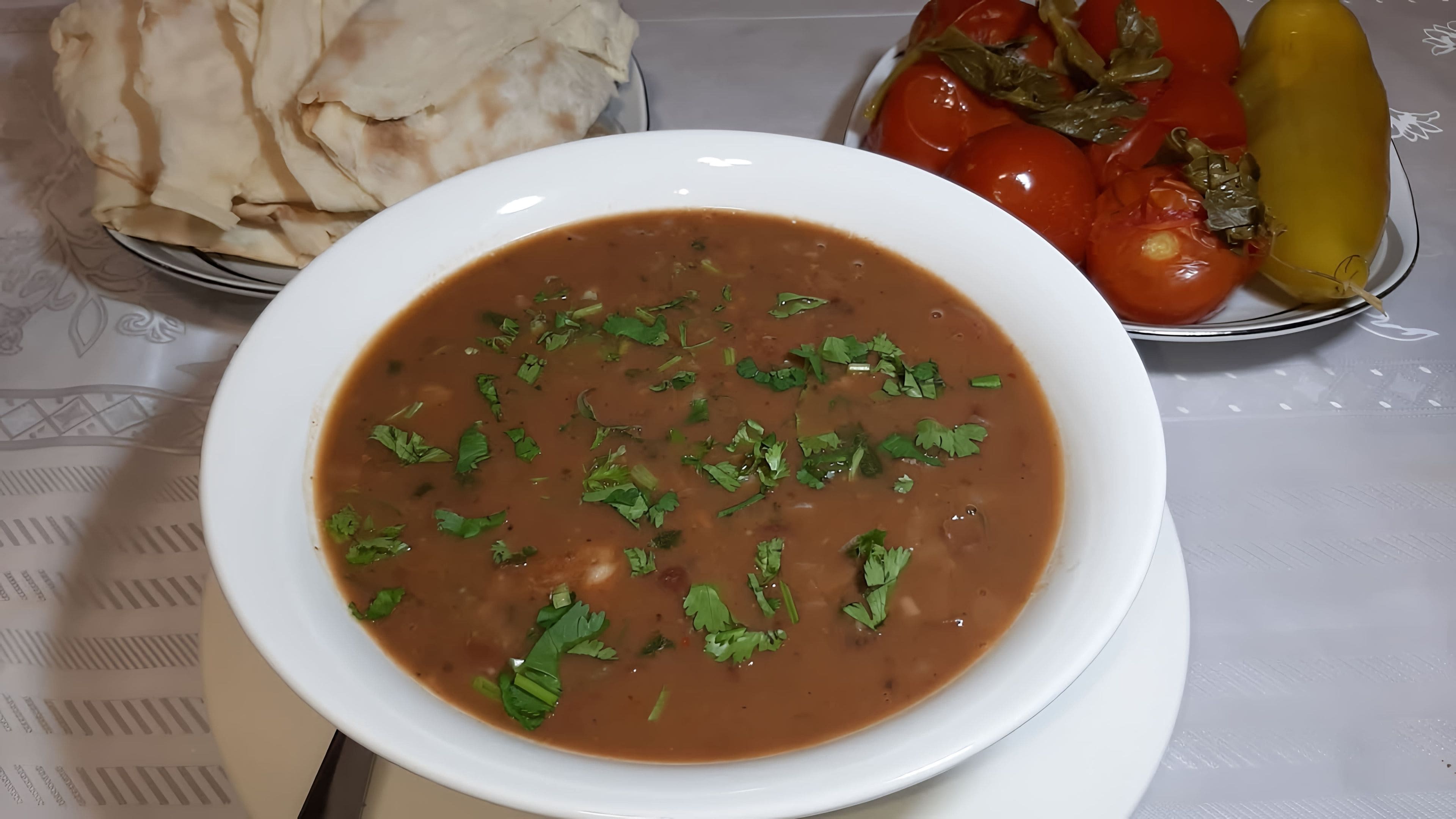 Суп армянский с чечевицей. Суп по армянски 3 буквы сканворд. Армянский суп с авелуком. Армянский суп из чечевицы. Крчик армянский суп.