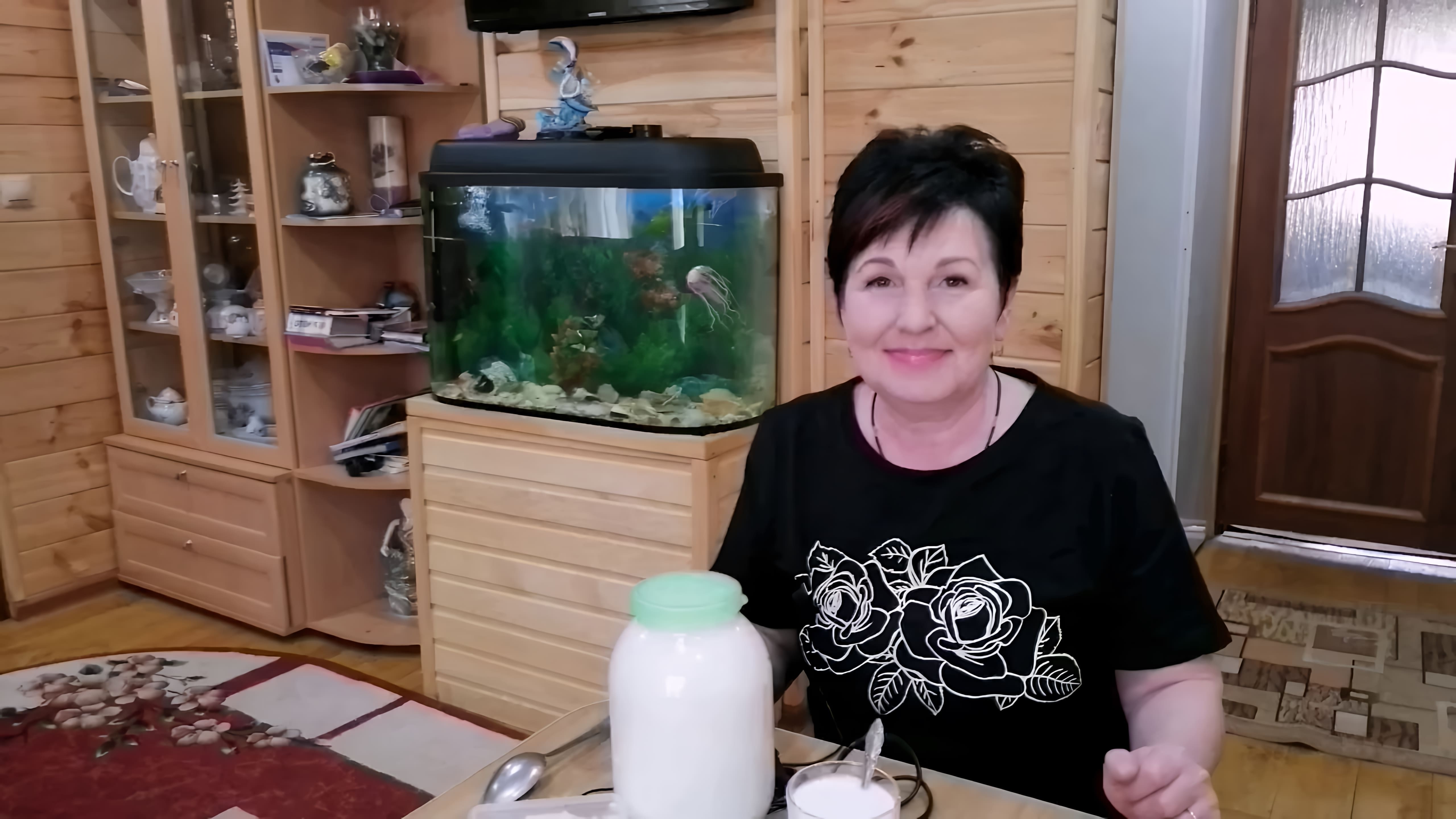 В этом видео Елена рассказывает о том, как приготовить различные продукты из козьего молока