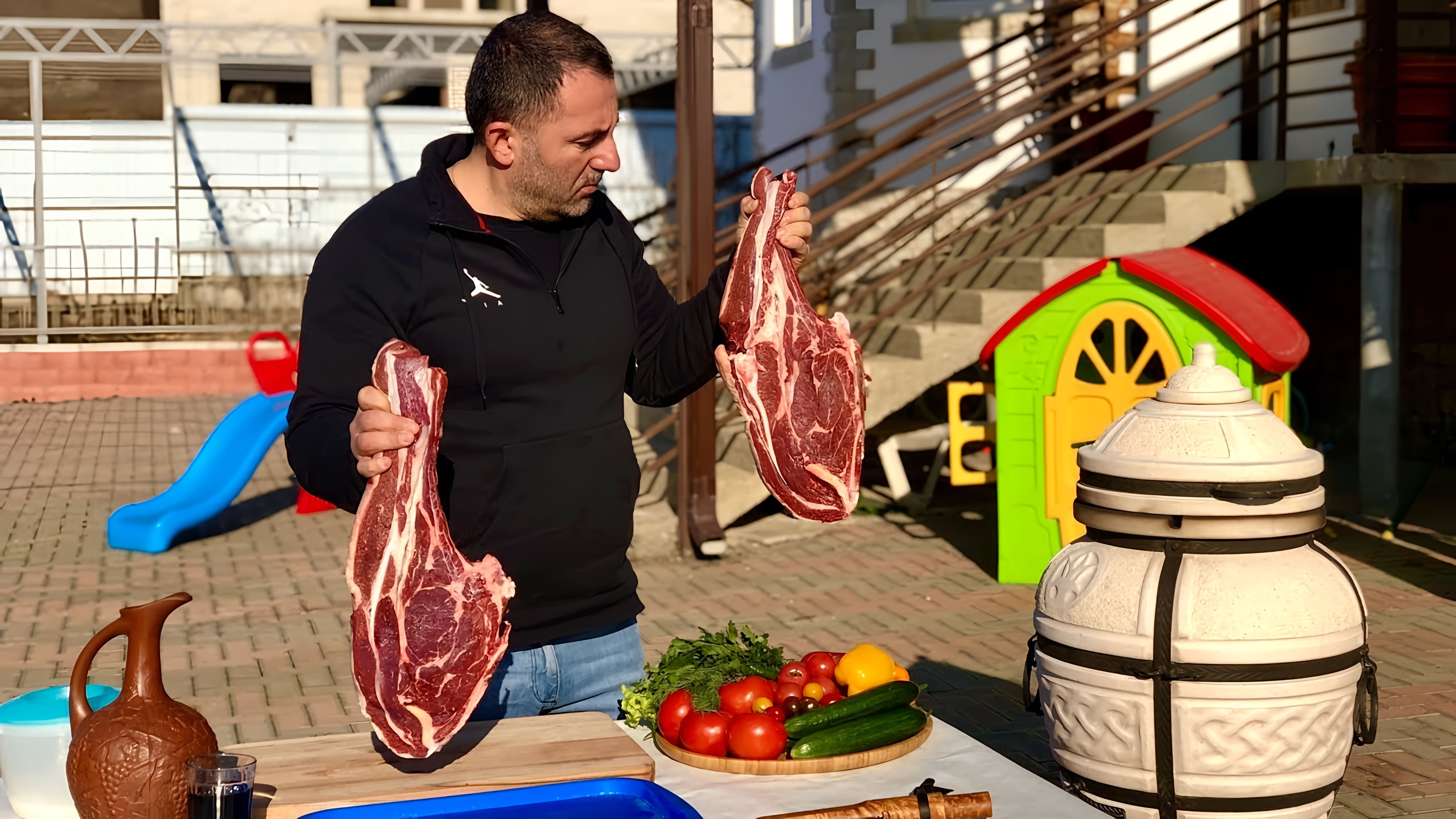 Мясо в тандыре - это традиционный способ приготовления мяса в некоторых странах, включая Кавказ и Среднюю Азию