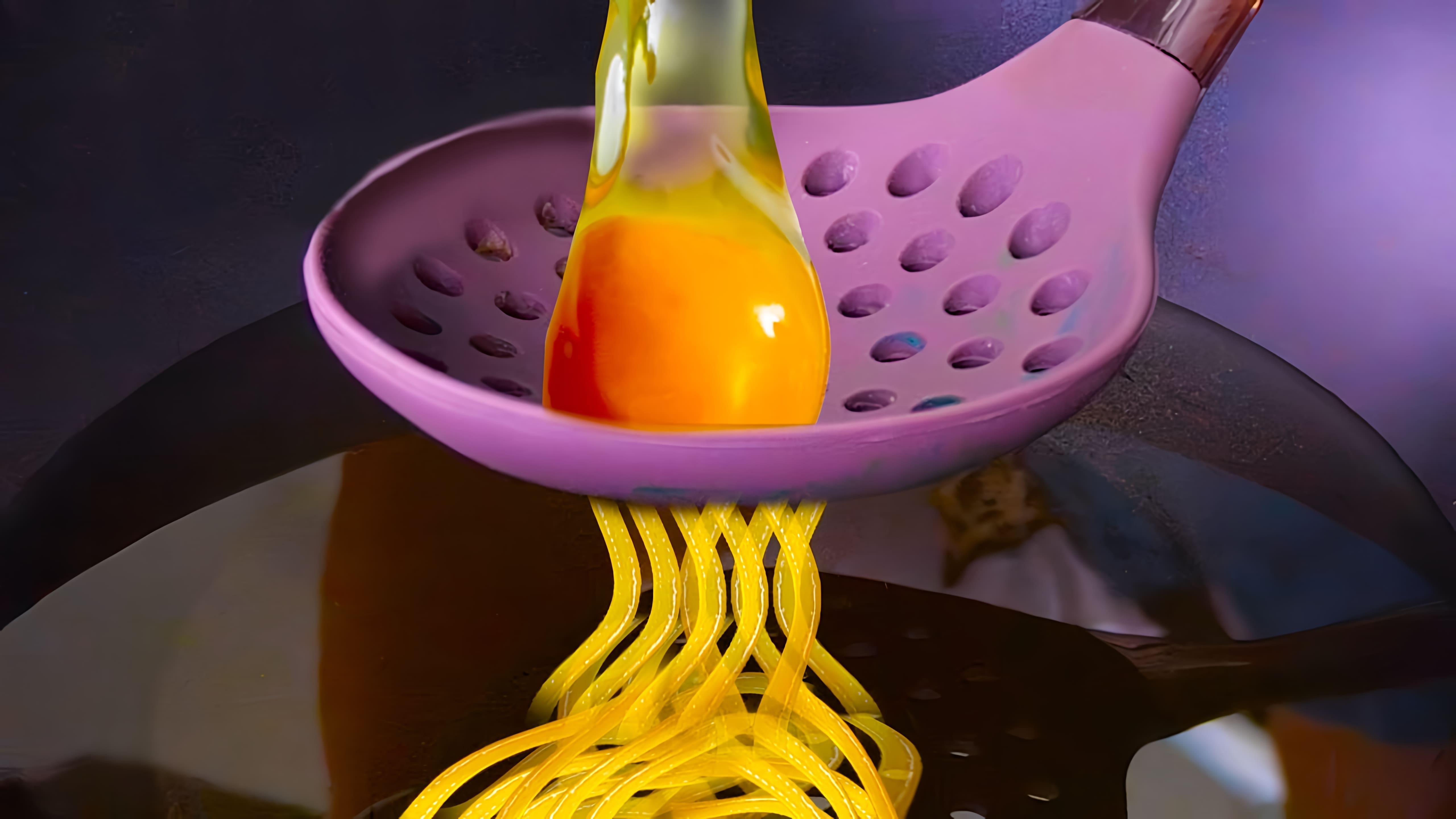 В этом видео-ролике вы увидите 36 необычных и креативных способов приготовления яиц