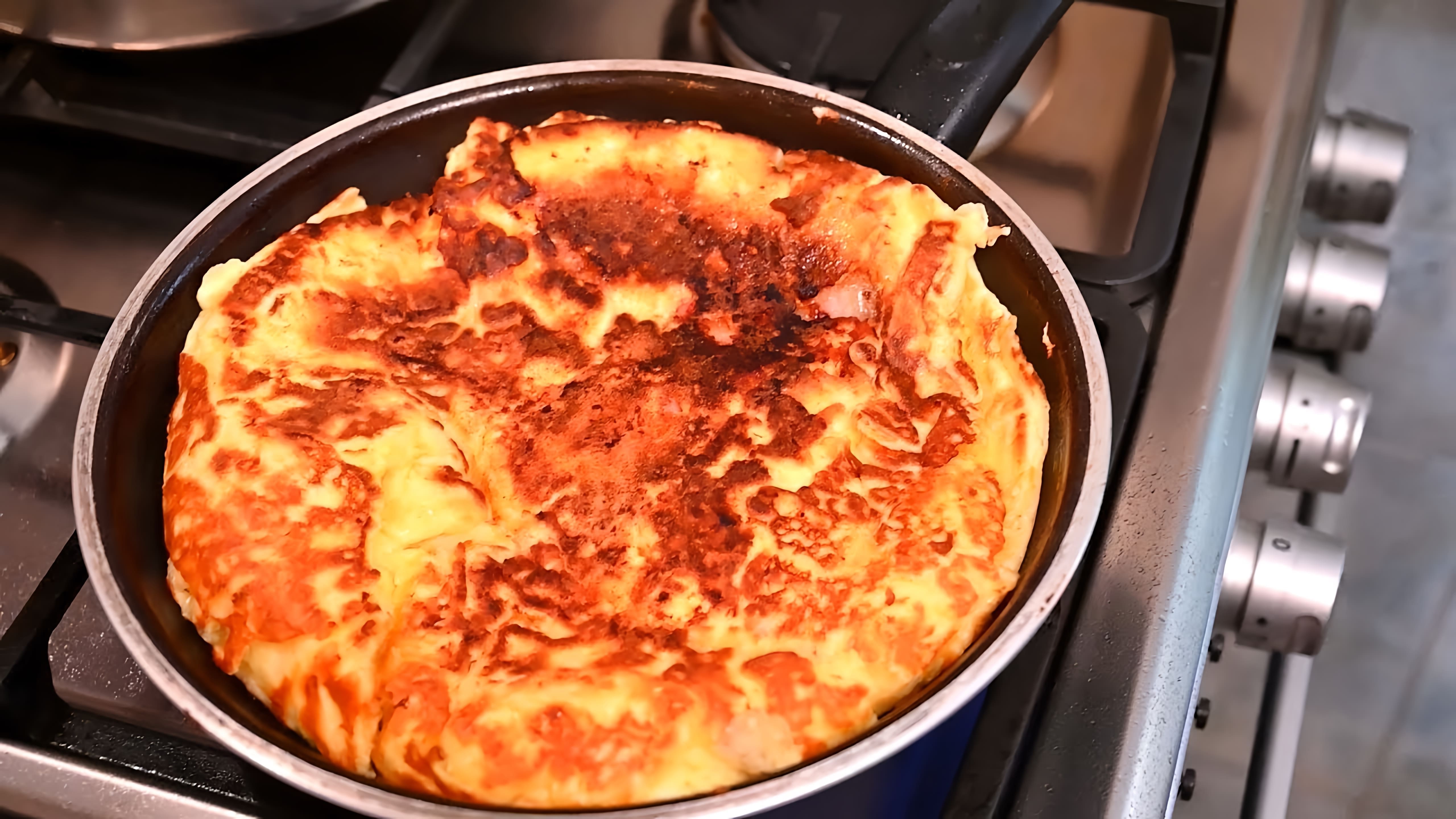 Видео как быстро и вкусно приготовить омлет на завтрак