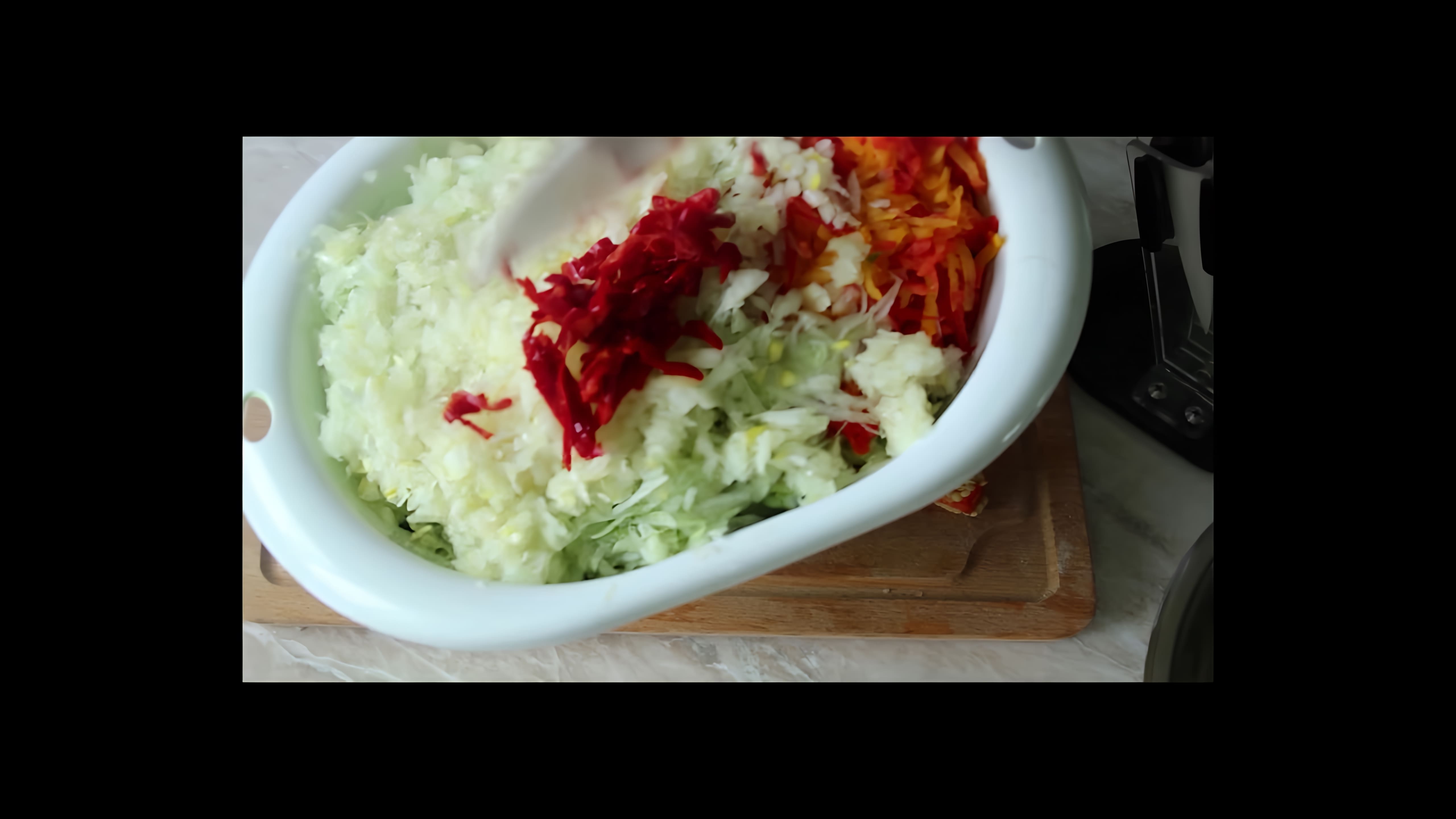 В этом видео шеф Андрей Зарубин рассказывает о том, как приготовить вкусные и полезные соусы и заправки для диетического питания
