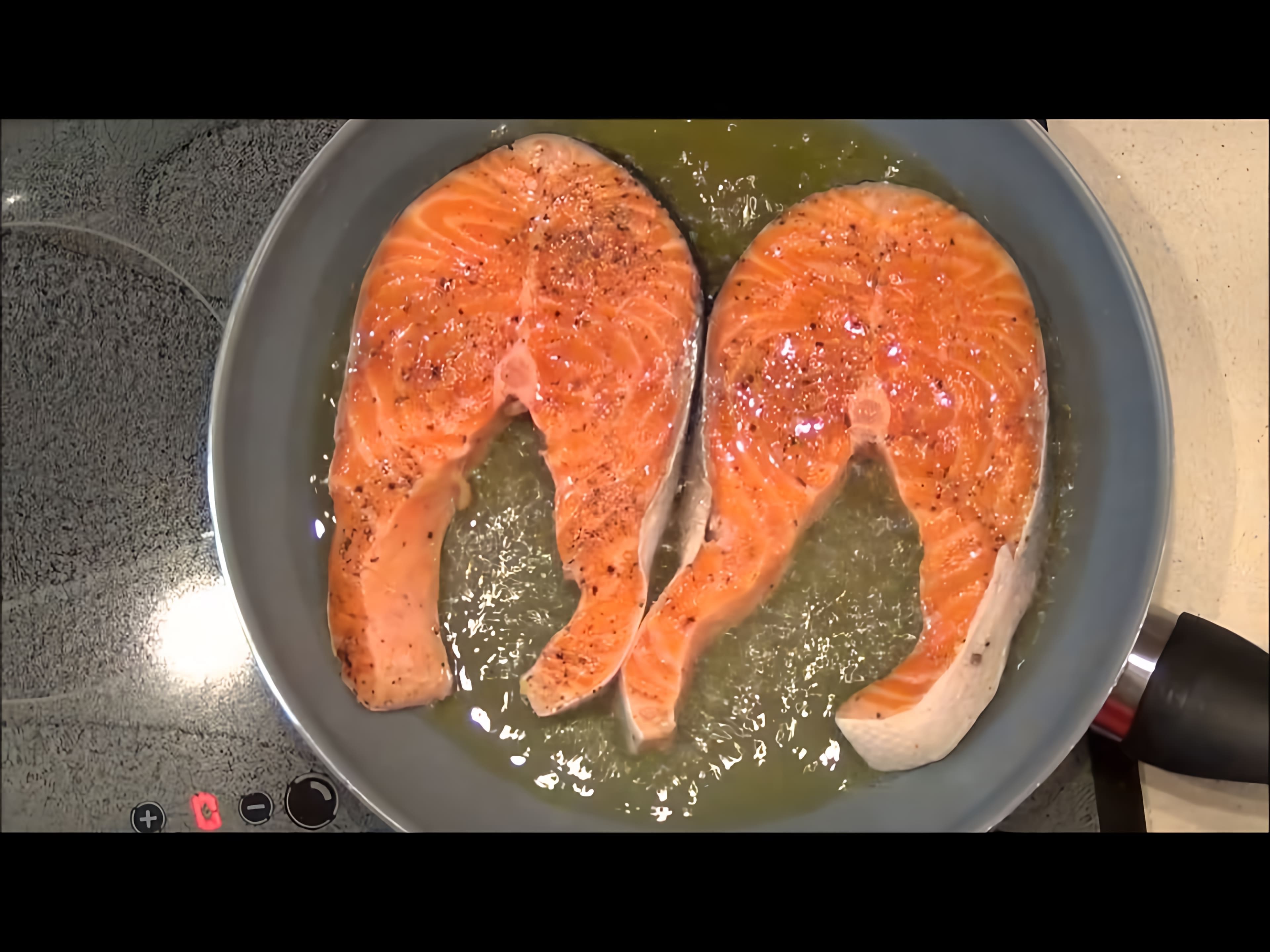 Видео рецепт жареного на сковороде лосося