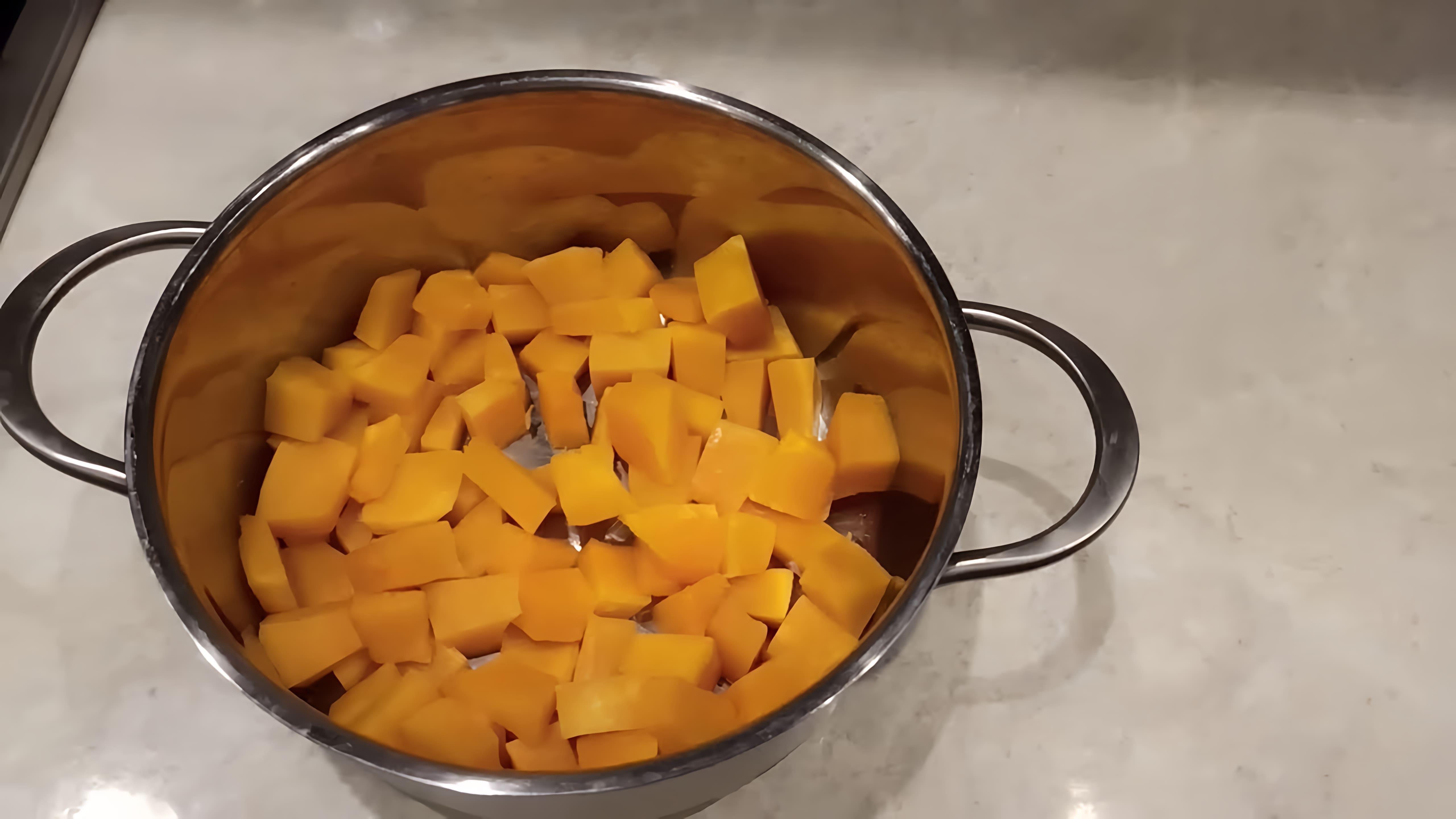 Обычный рецепт моей супруги я разнообразил сыром и цедрой, получилось бомбически вкусно! 