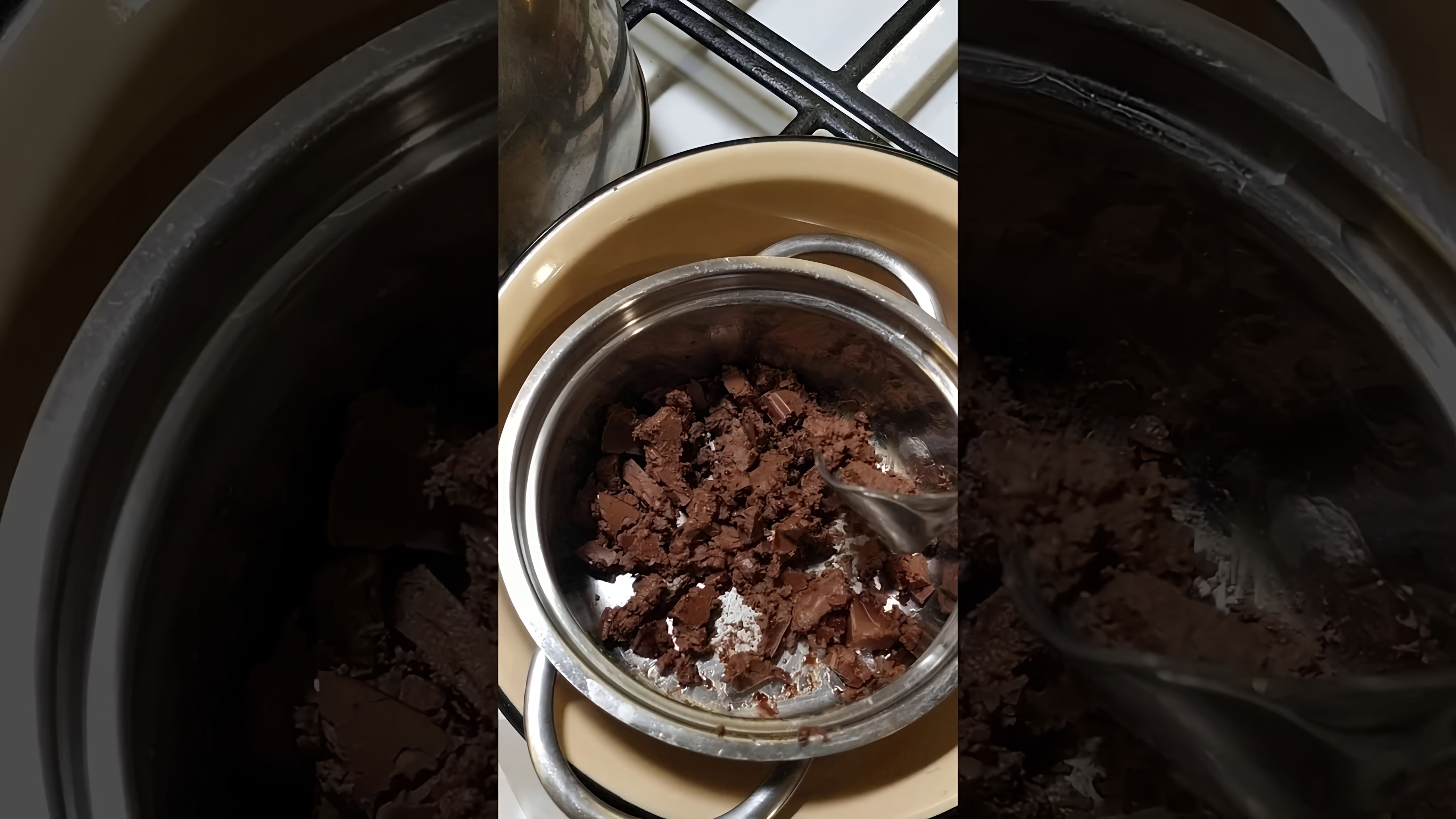 В этом видео демонстрируется неудачная попытка растопить шоколад "Аленка" фабрики "Красный Октябрь"