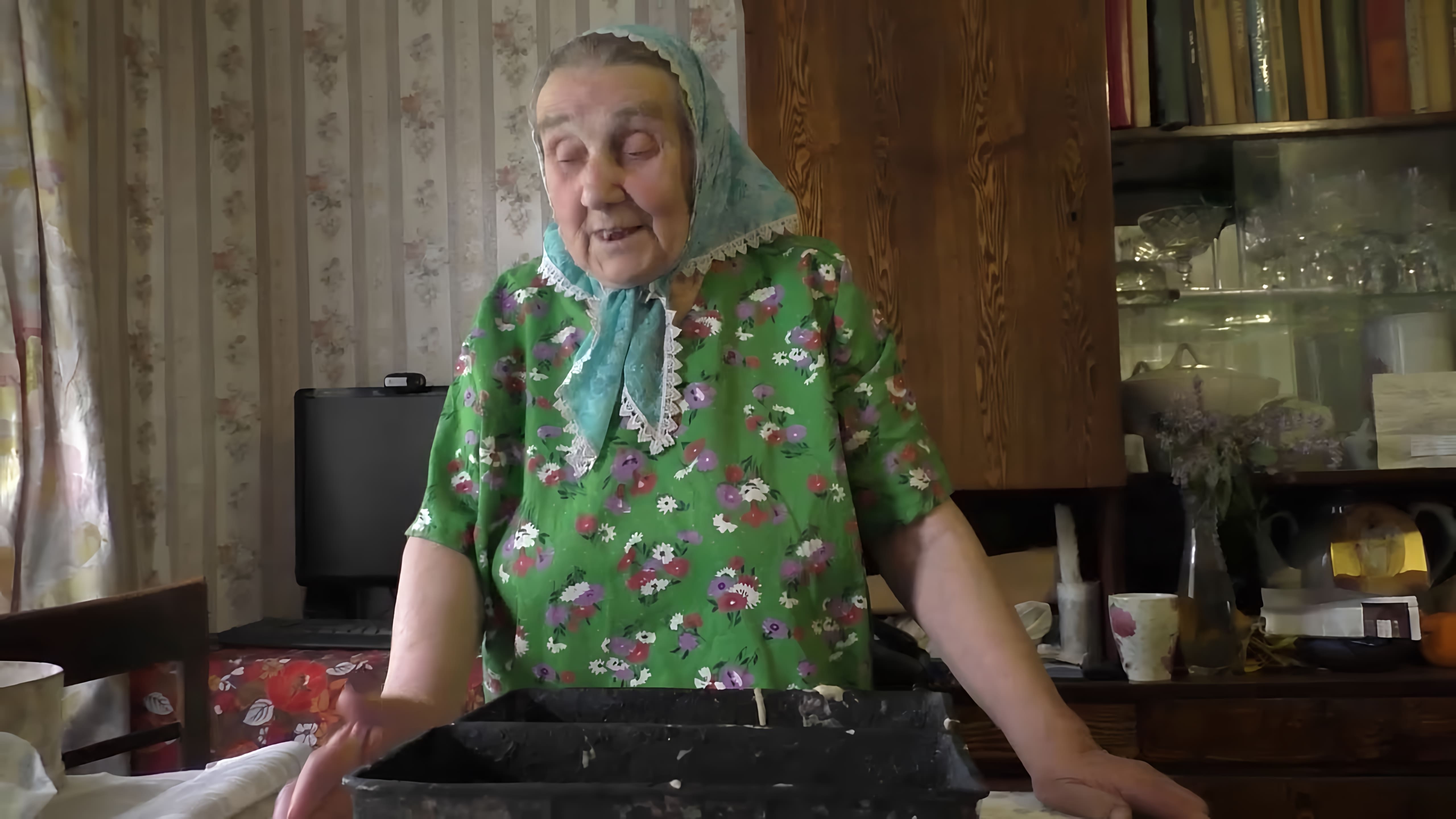 В этом видео рассказывается о рецепте домашнего ржаного хлеба по рецепту от Варвары Петровны
