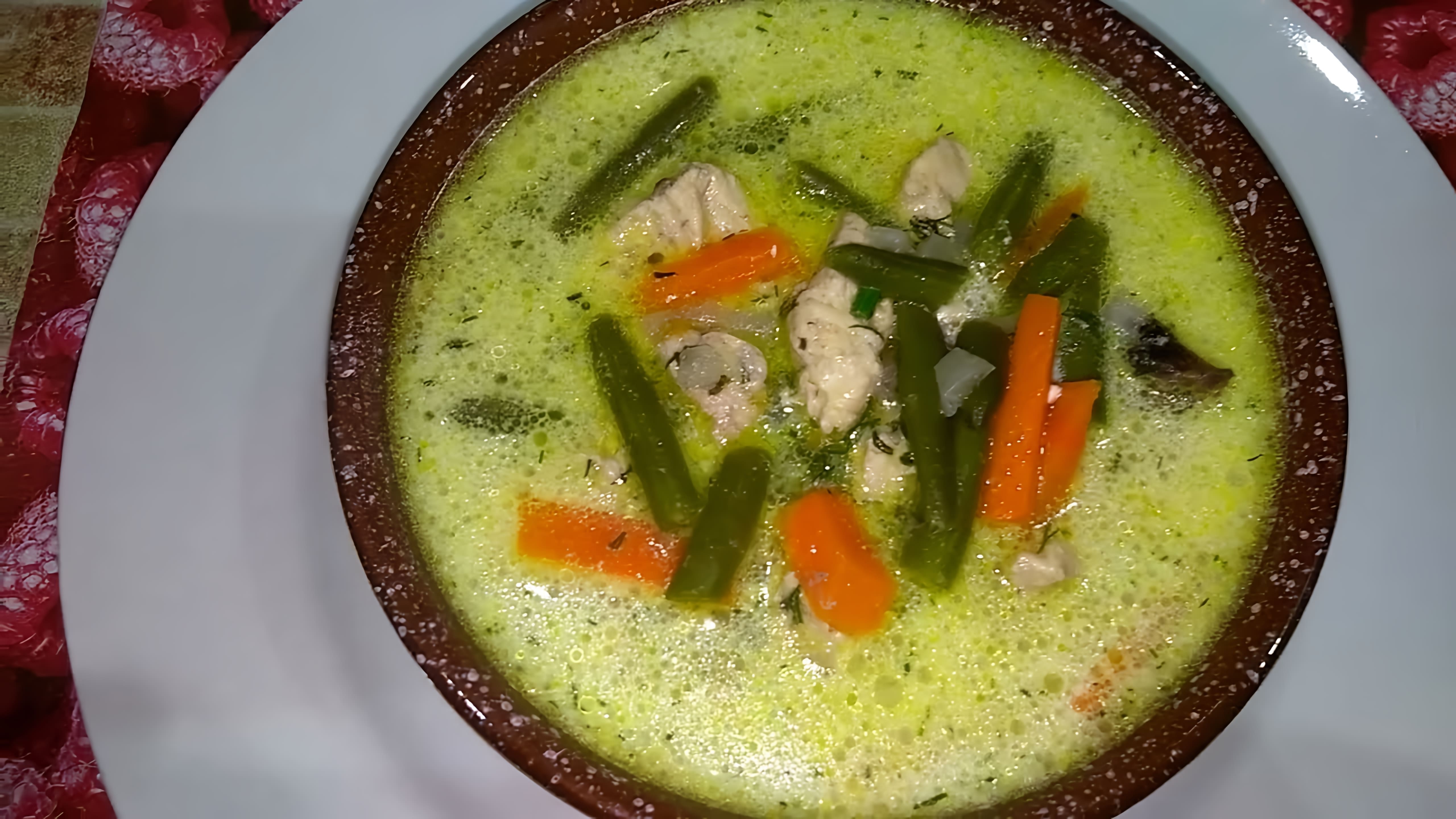 В этом видео Марина Чернова готовит три рецепта супа для похудения: рассольник, суп с фрикадельками и щи по-уральски