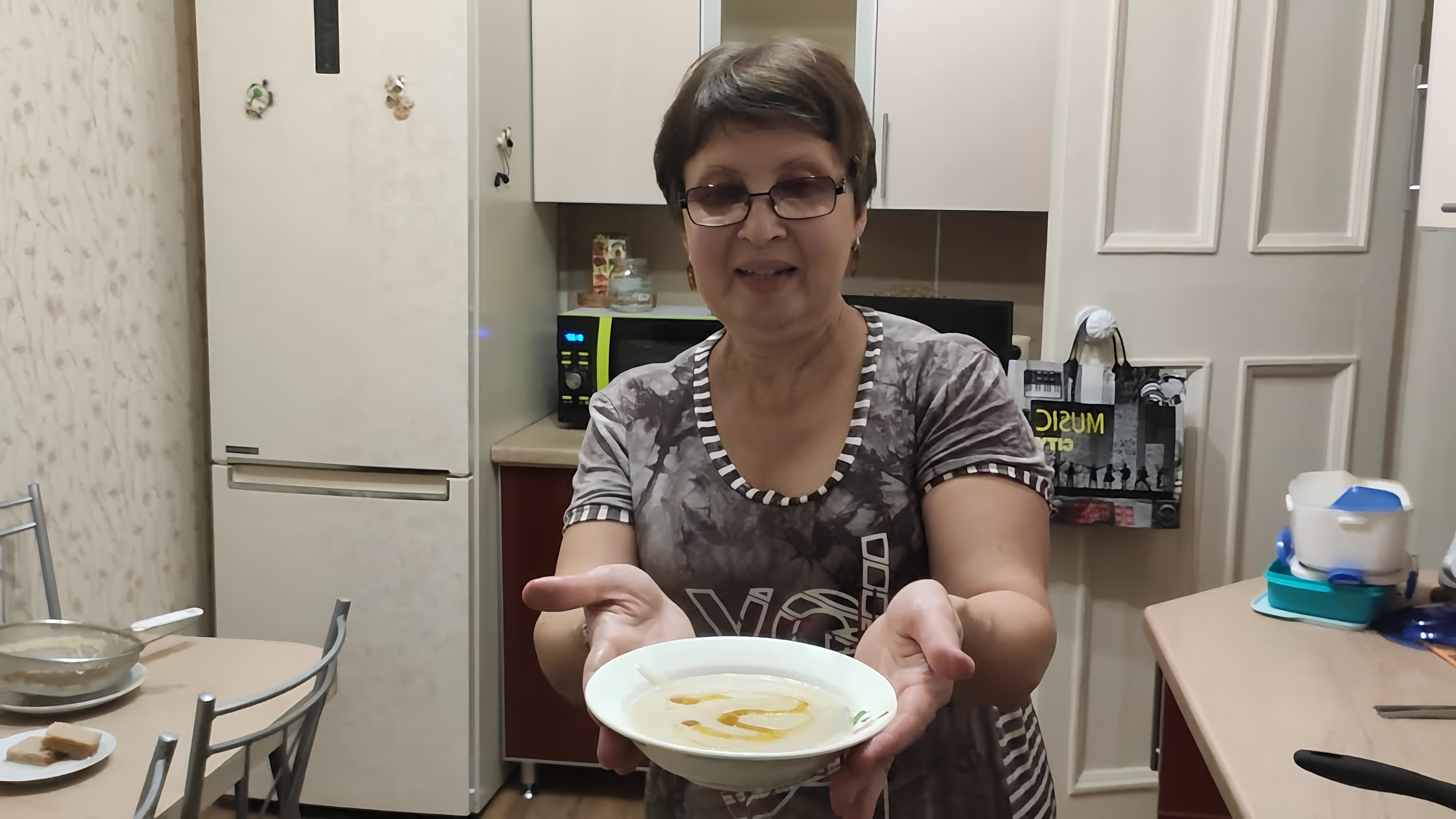 В этом видео демонстрируется рецепт приготовления овсяного киселя по бабушкиному рецепту