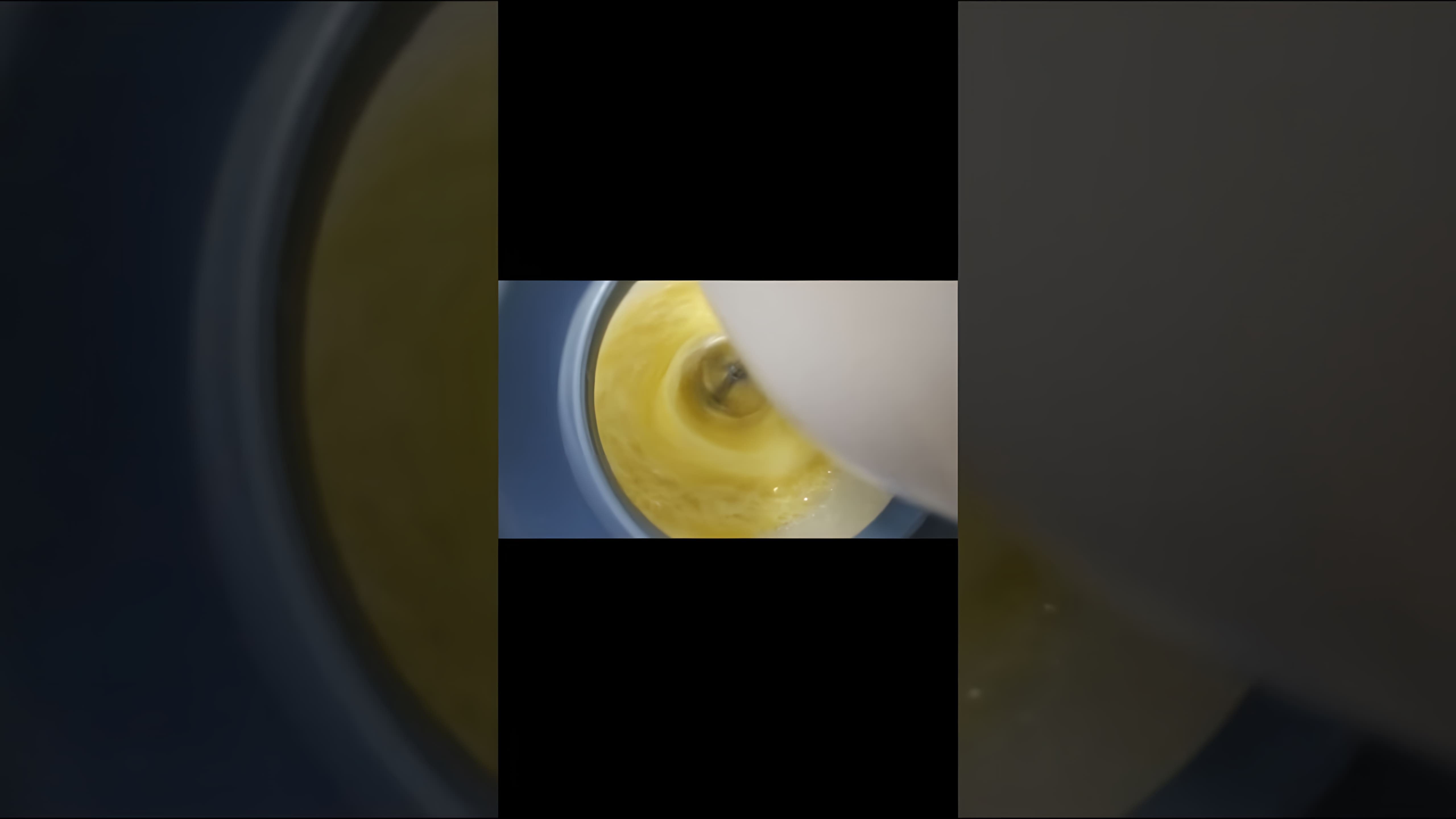 В этом видео-ролике будет показан рецепт приготовления бисквита с использованием 6 яиц, 180 граммов сахара и 160 граммов муки