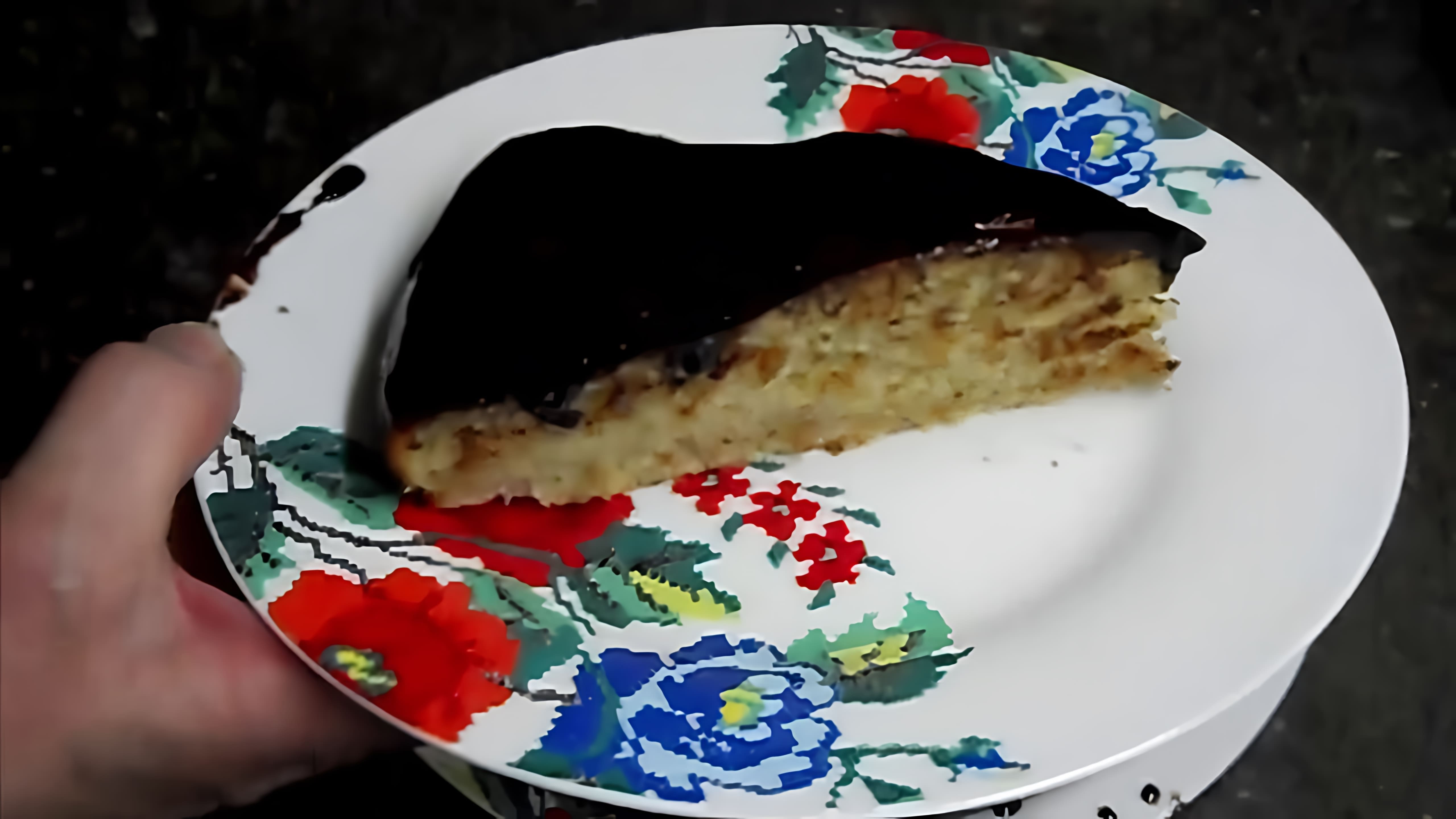 В этом видео-ролике я покажу, как приготовить банановый пирог на кефире с шоколадной глазурью